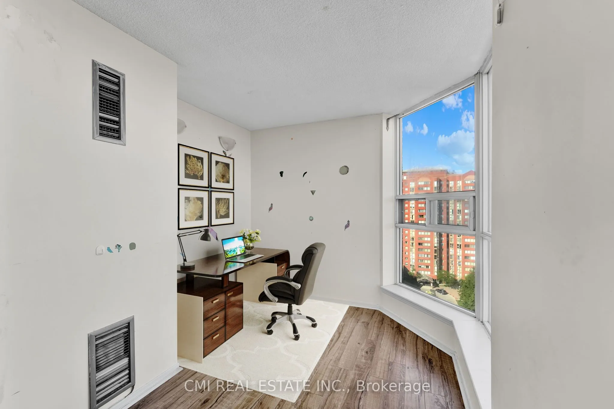 2466 Eglinton Avenue E, #1510