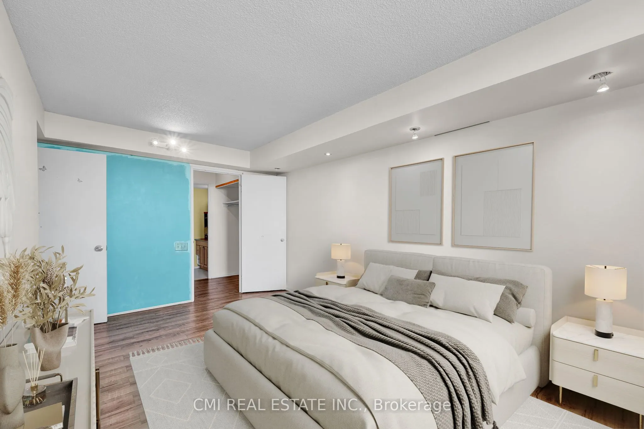 2466 Eglinton Avenue E, #1510