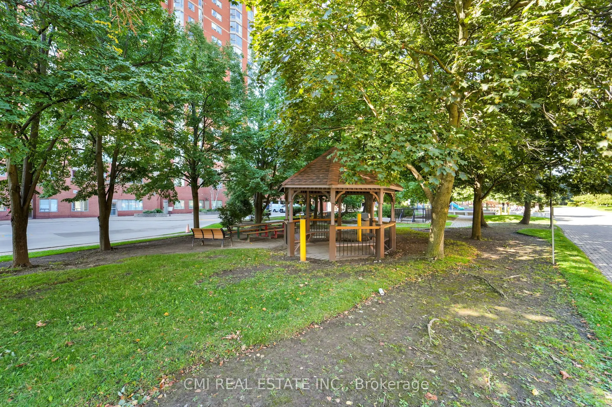 2466 Eglinton Avenue E, #1510