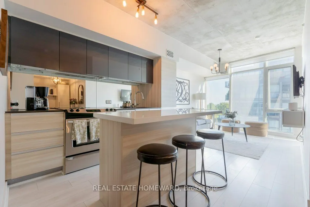 1190 Dundas Street E, #809