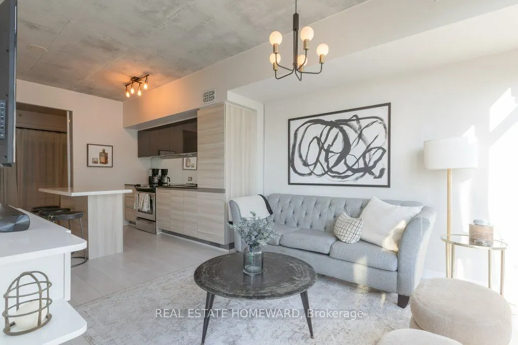 1190 Dundas Street E, #809