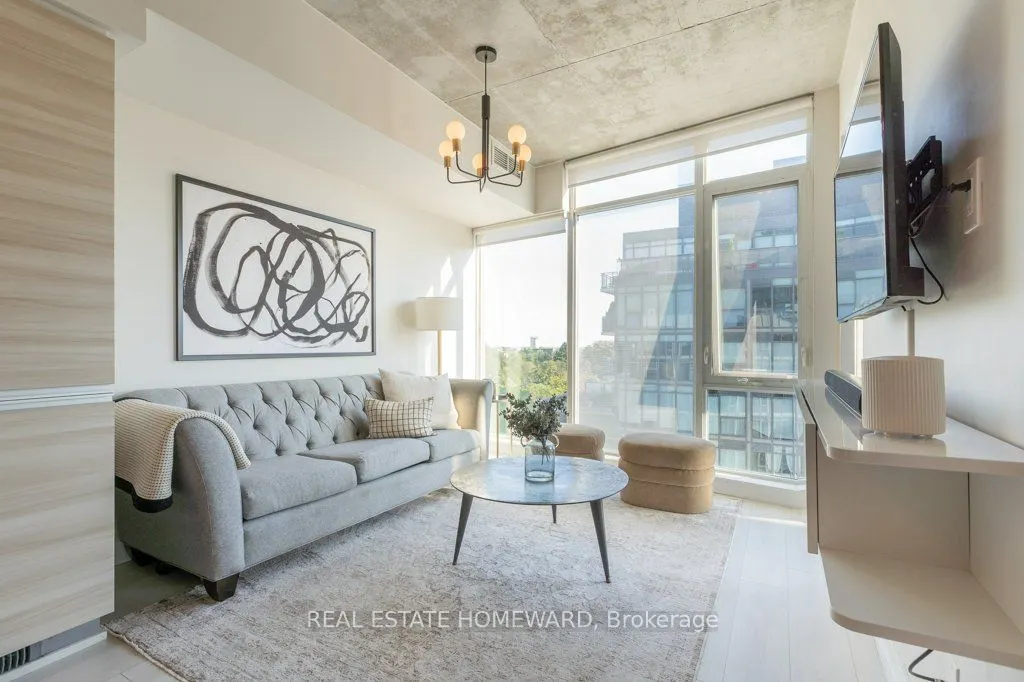 1190 Dundas Street E, #809