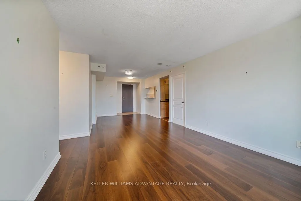 1829 Queen Street E, #317