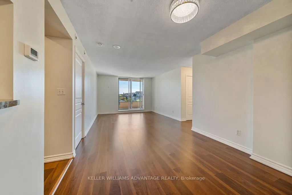1829 Queen Street E, #317