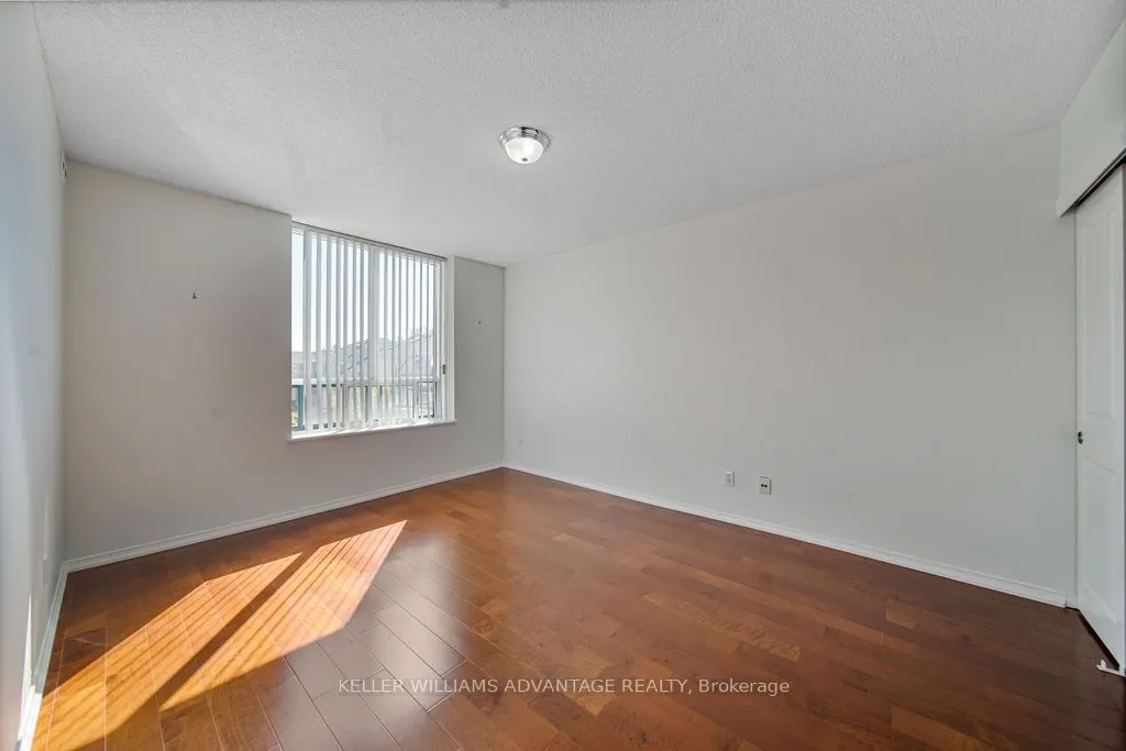 1829 Queen Street E, #317
