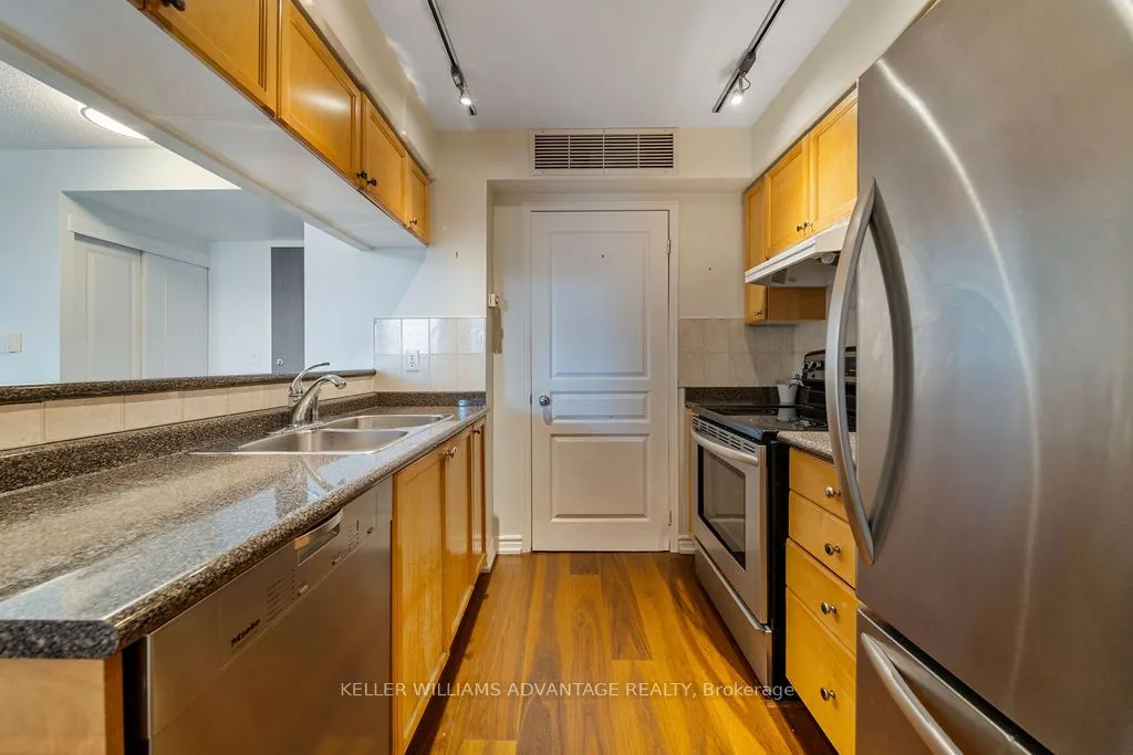 1829 Queen Street E, #317