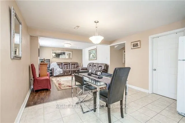 28 Hawkstone Crescent, #bsmt