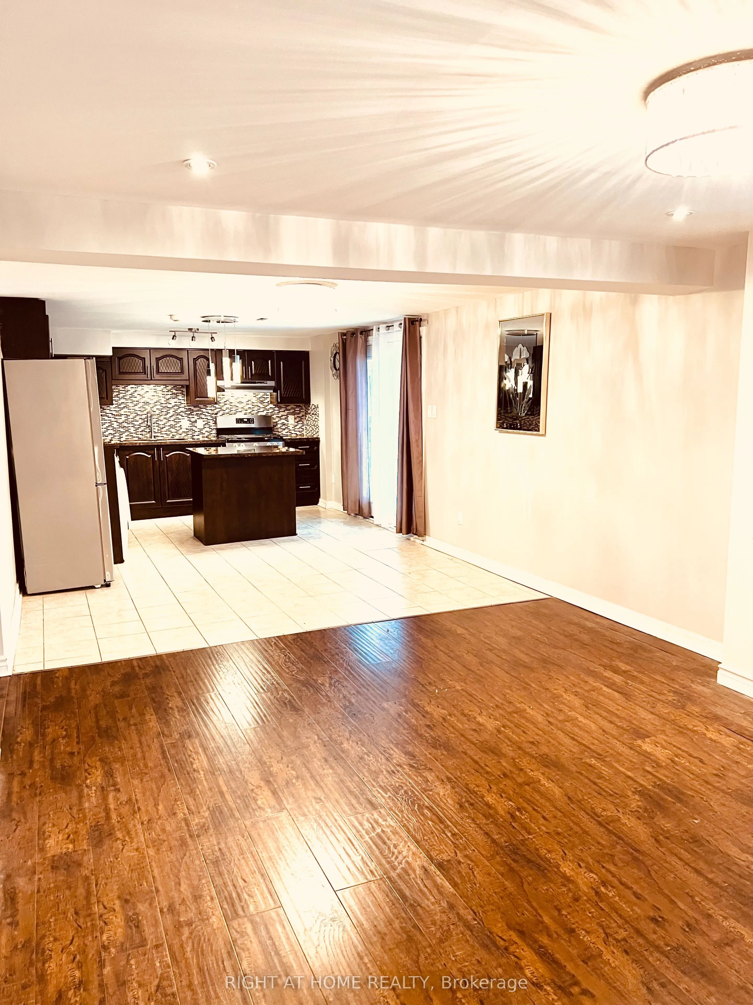 28 Hawkstone Crescent, #bsmt