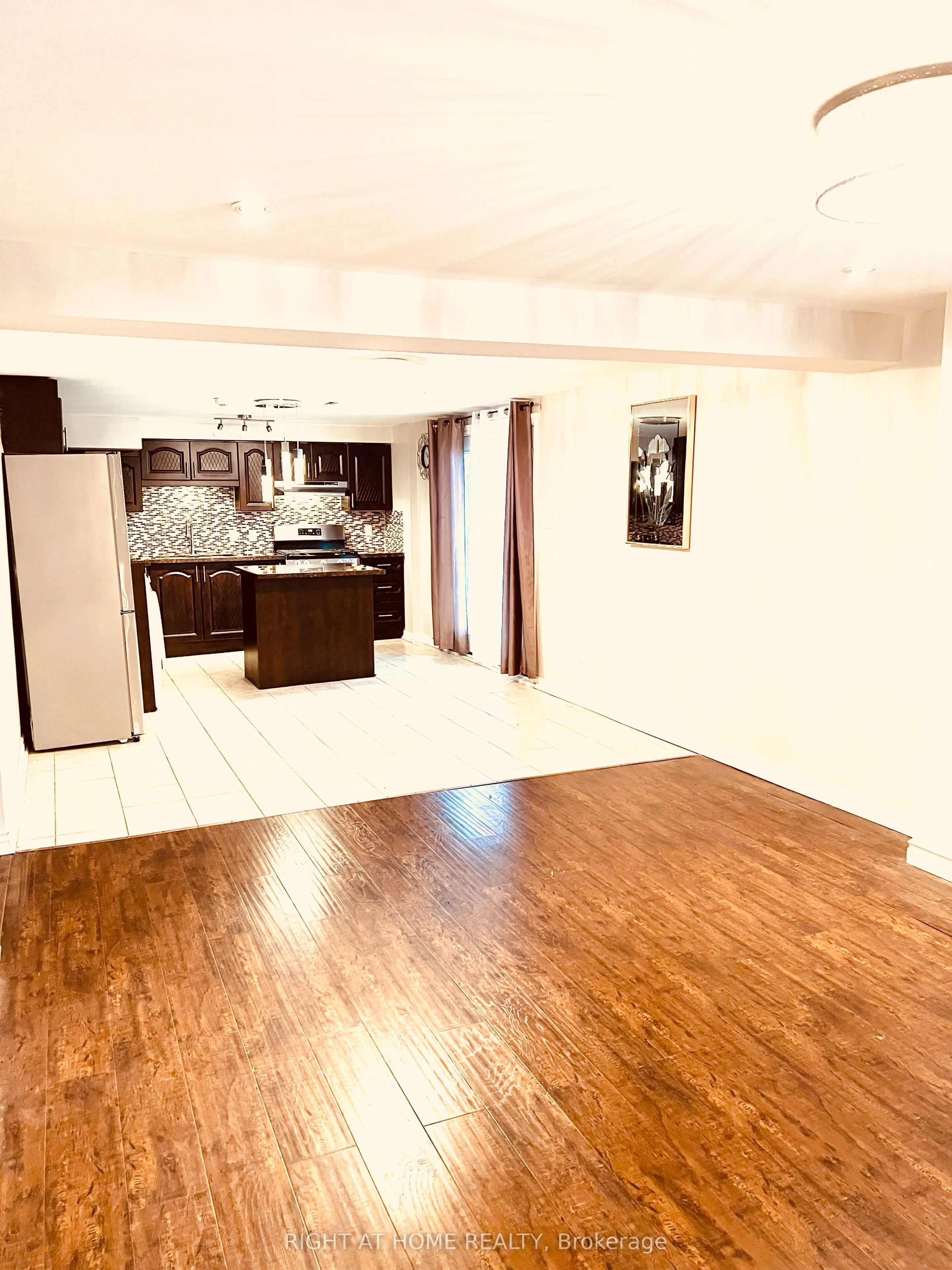 28 Hawkstone Crescent, #bsmt