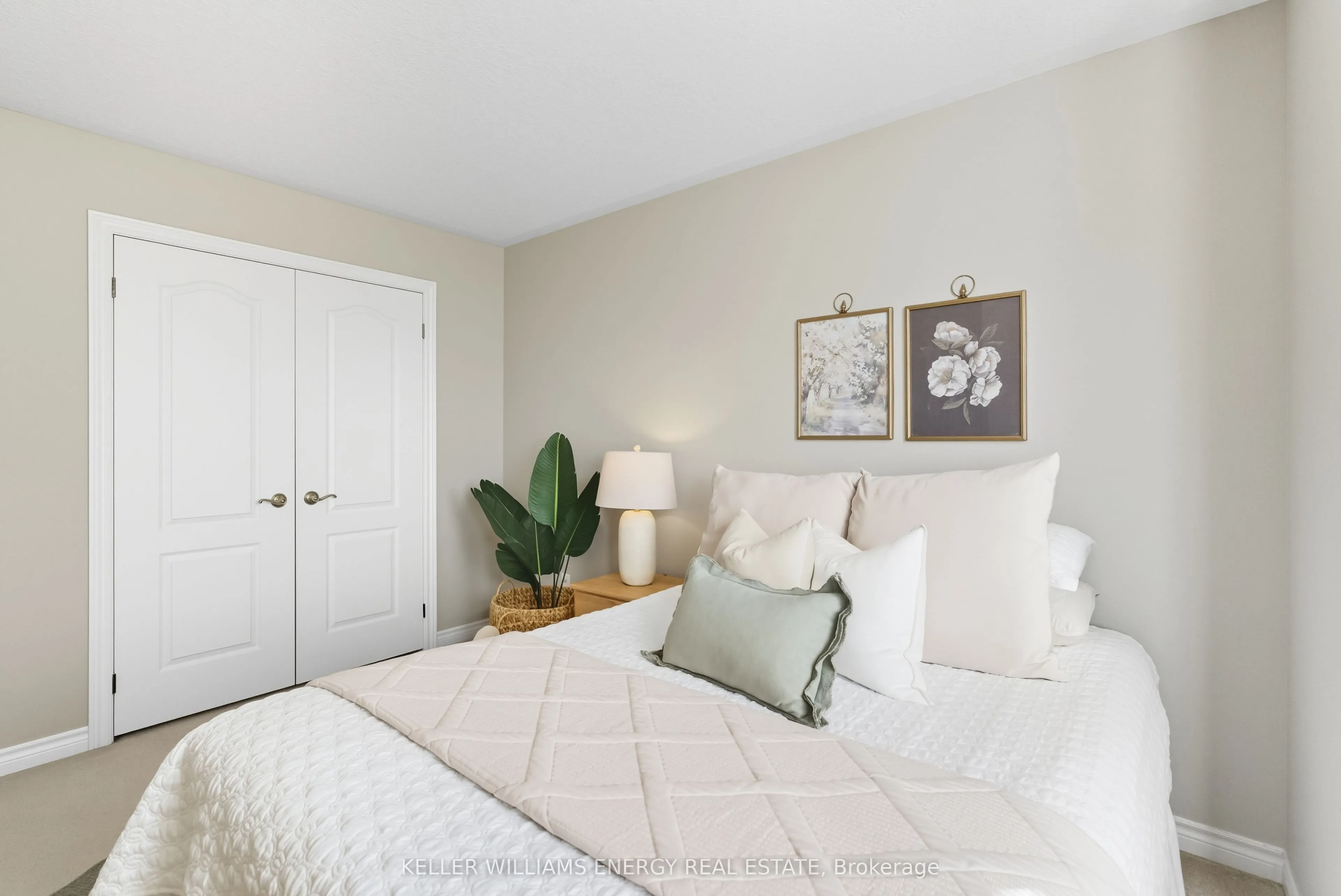 47 Scepter Place