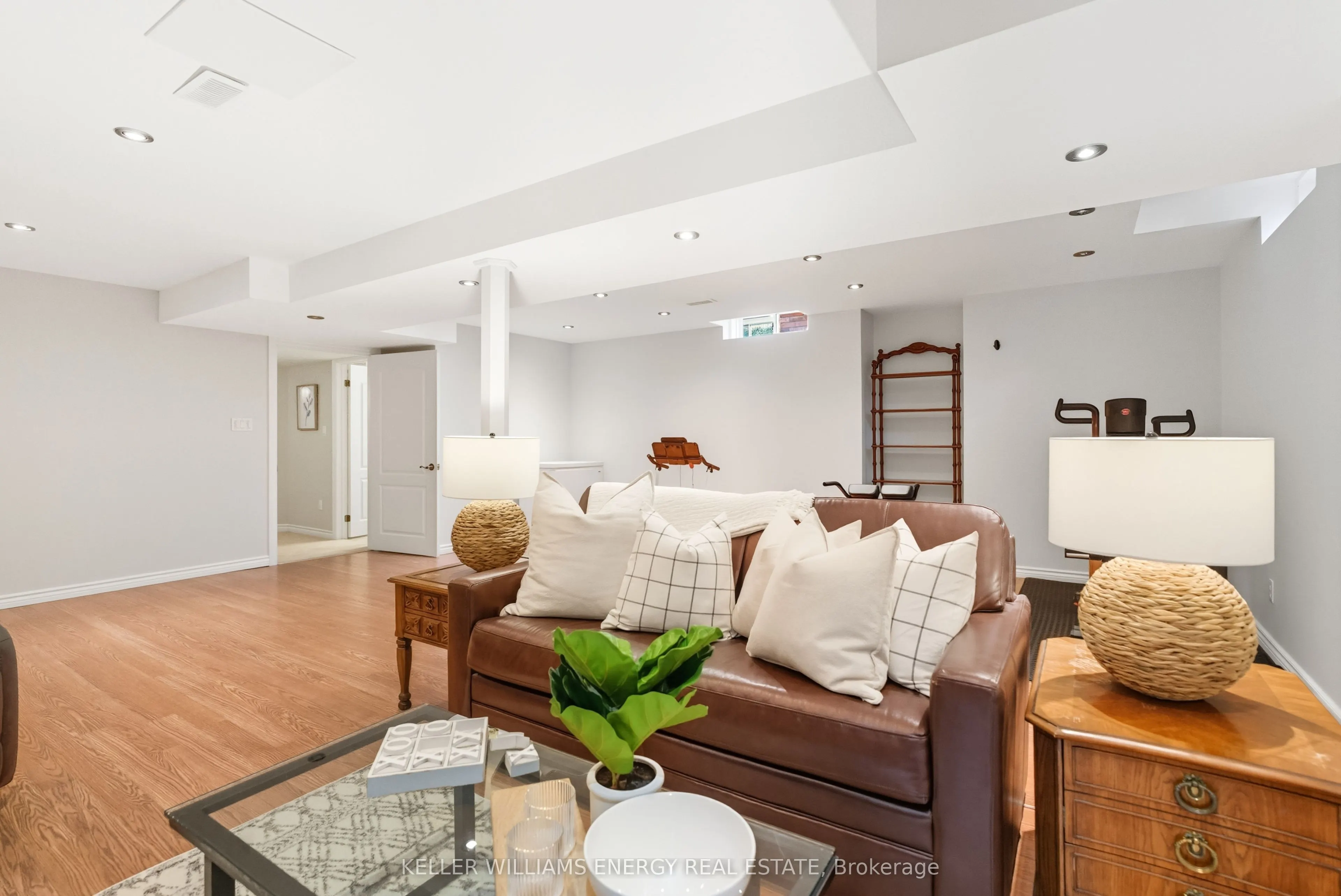 47 Scepter Place