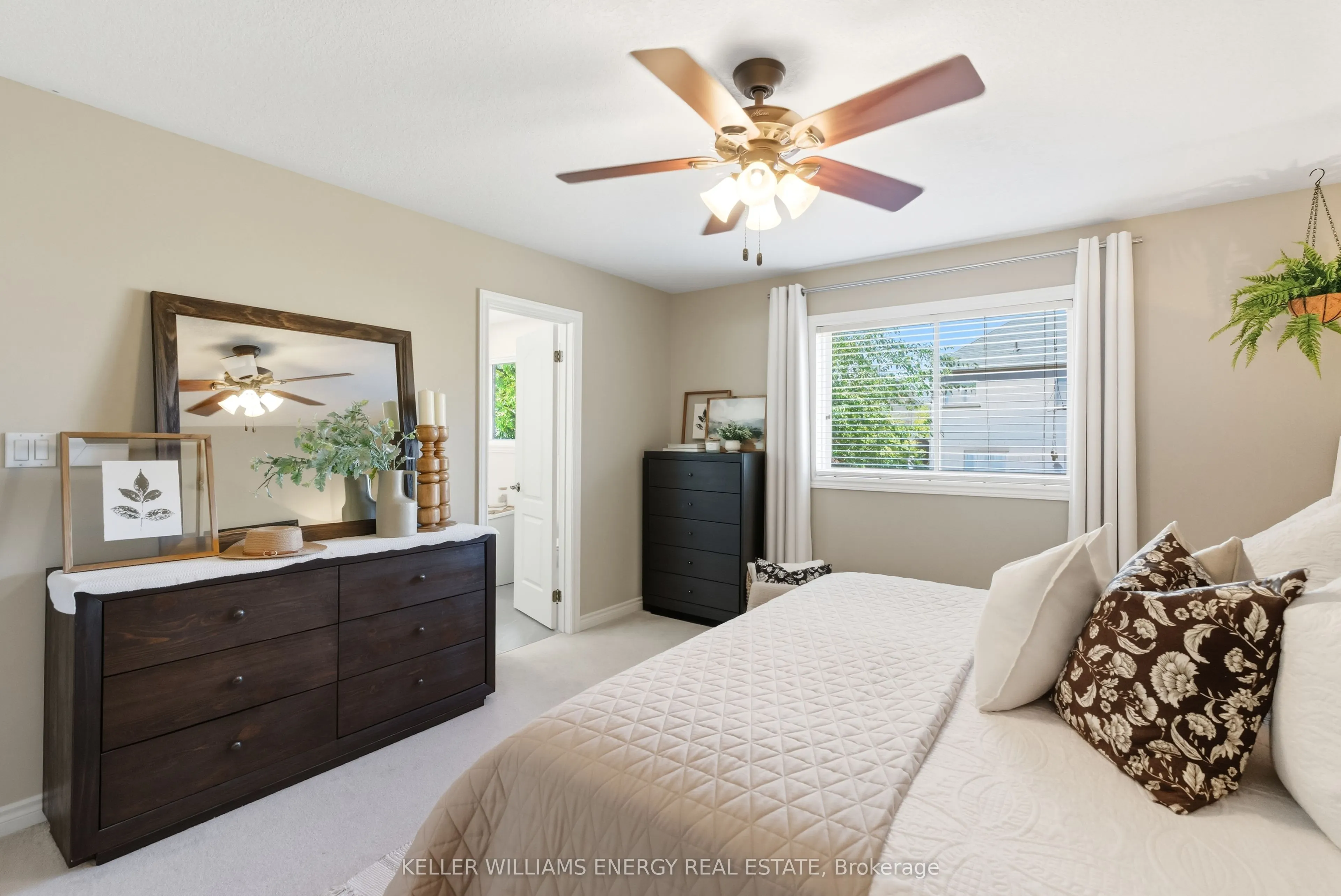 47 Scepter Place