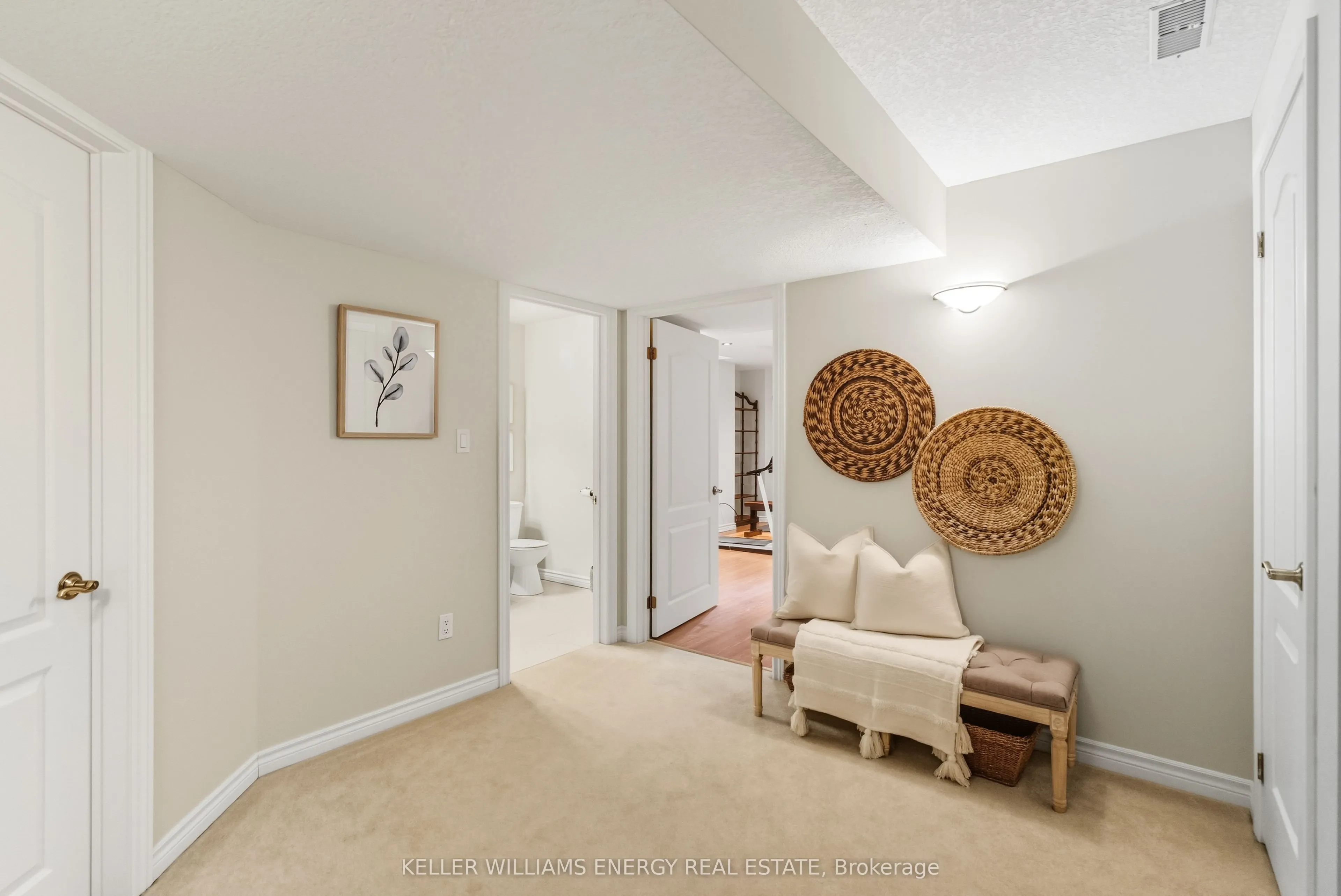 47 Scepter Place