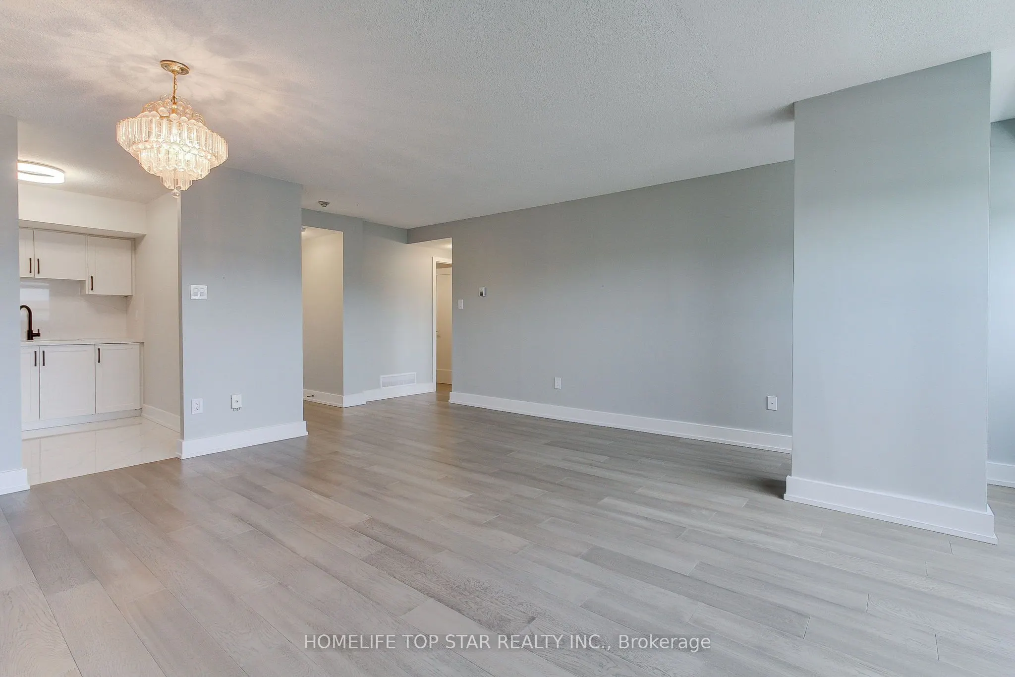 5580 Sheppard Avenue E, #613