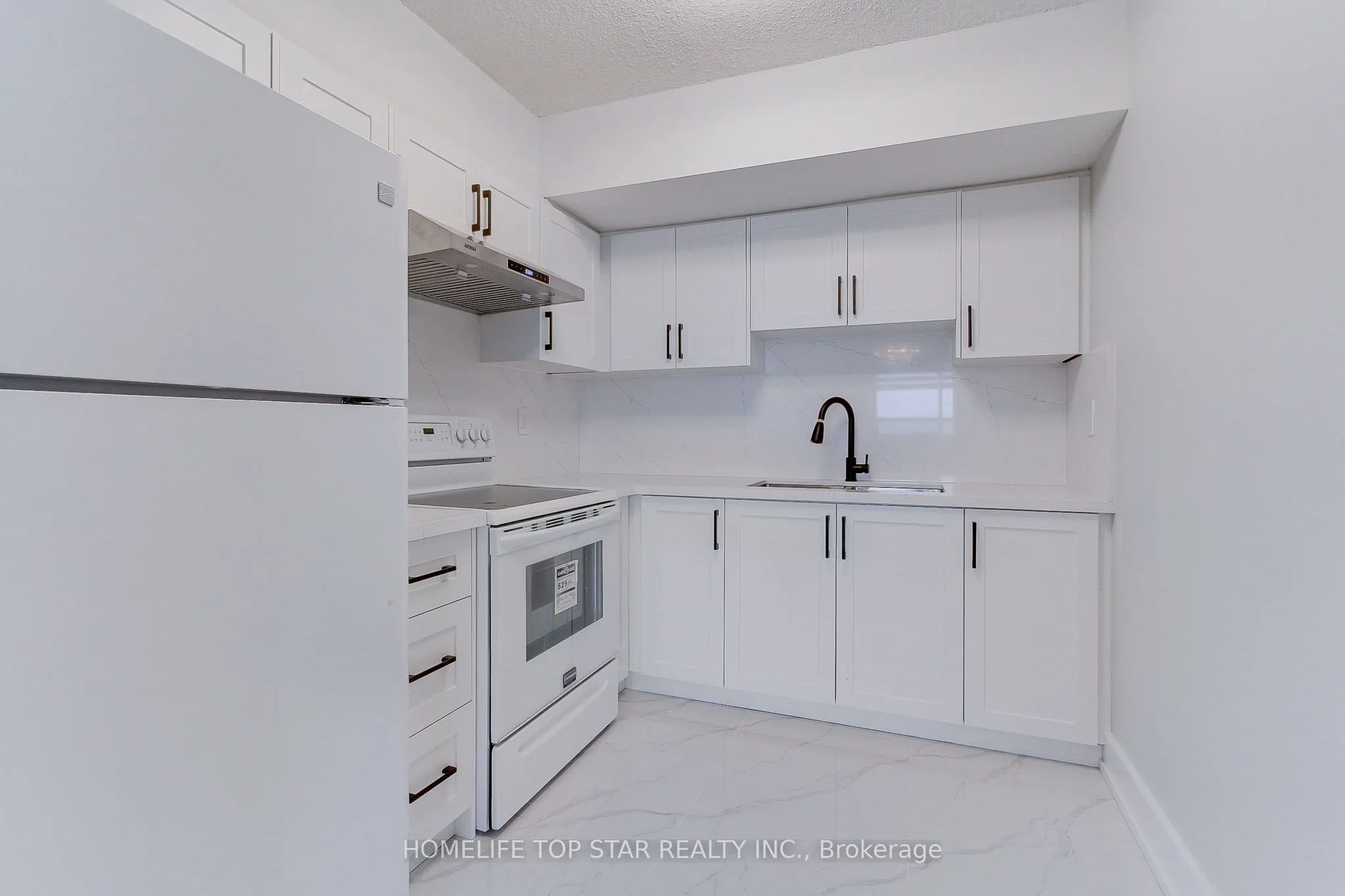5580 Sheppard Avenue E, #613