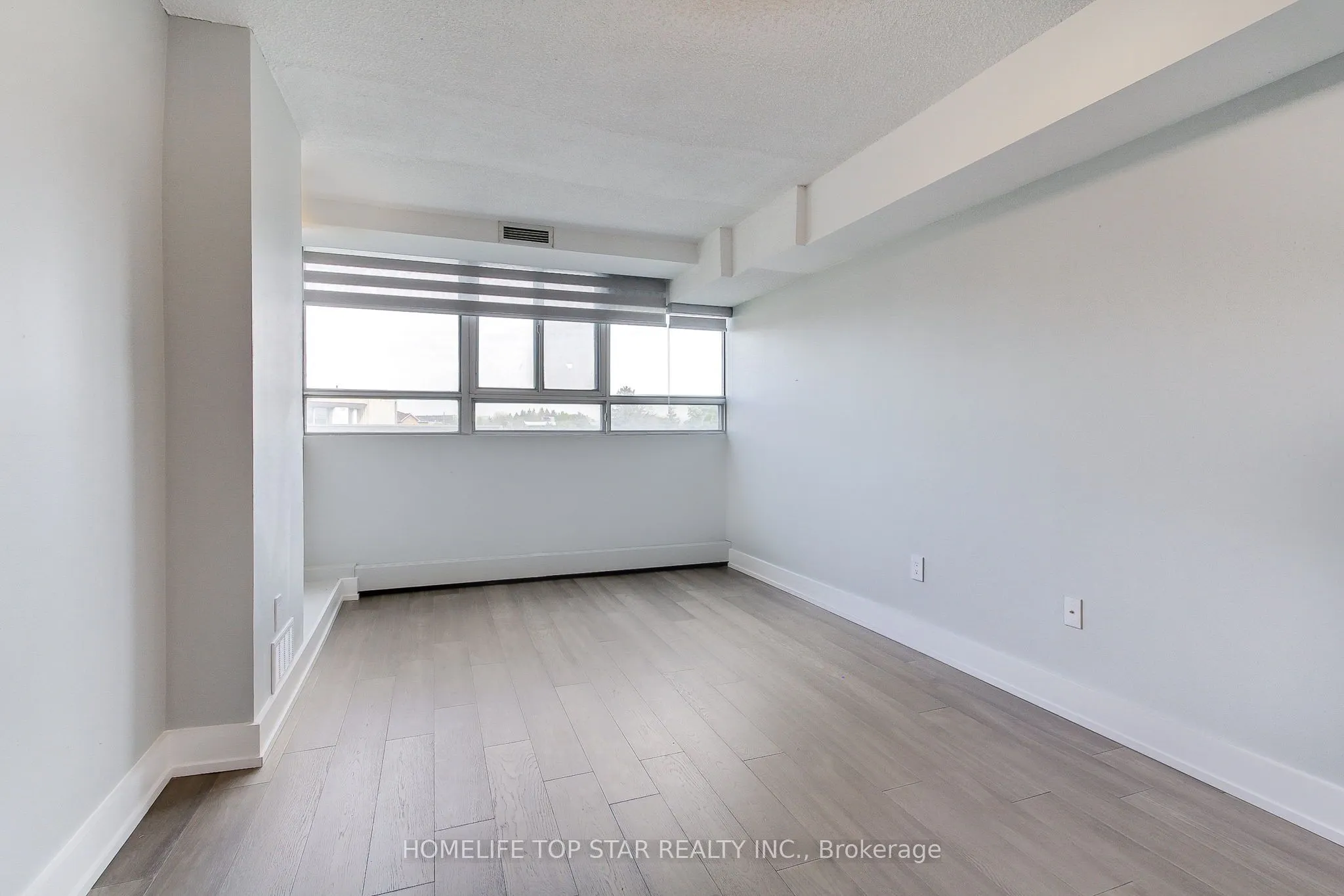 5580 Sheppard Avenue E, #613