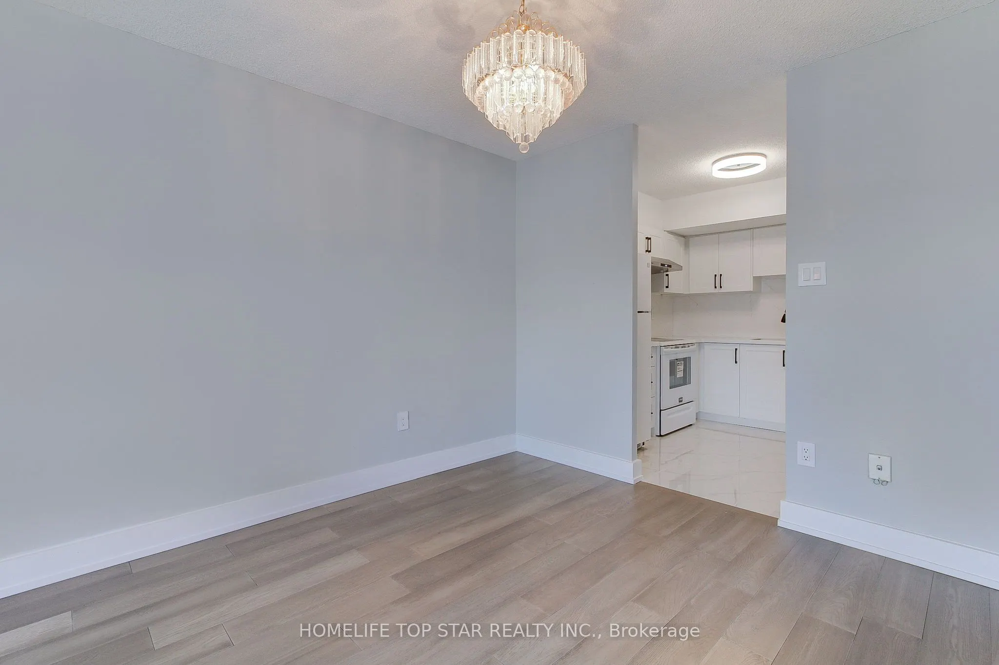 5580 Sheppard Avenue E, #613