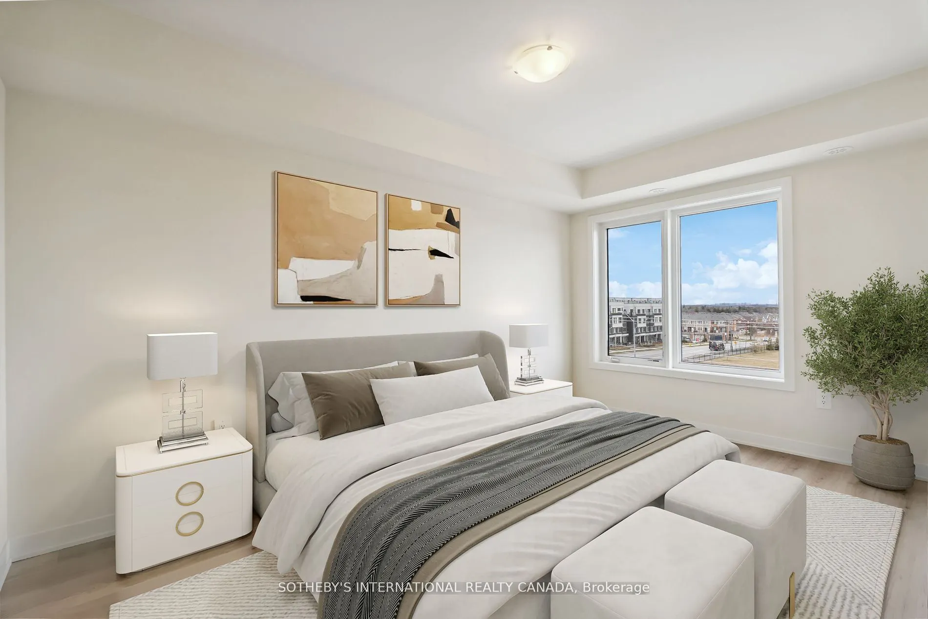 1695 Dersan Street, #204