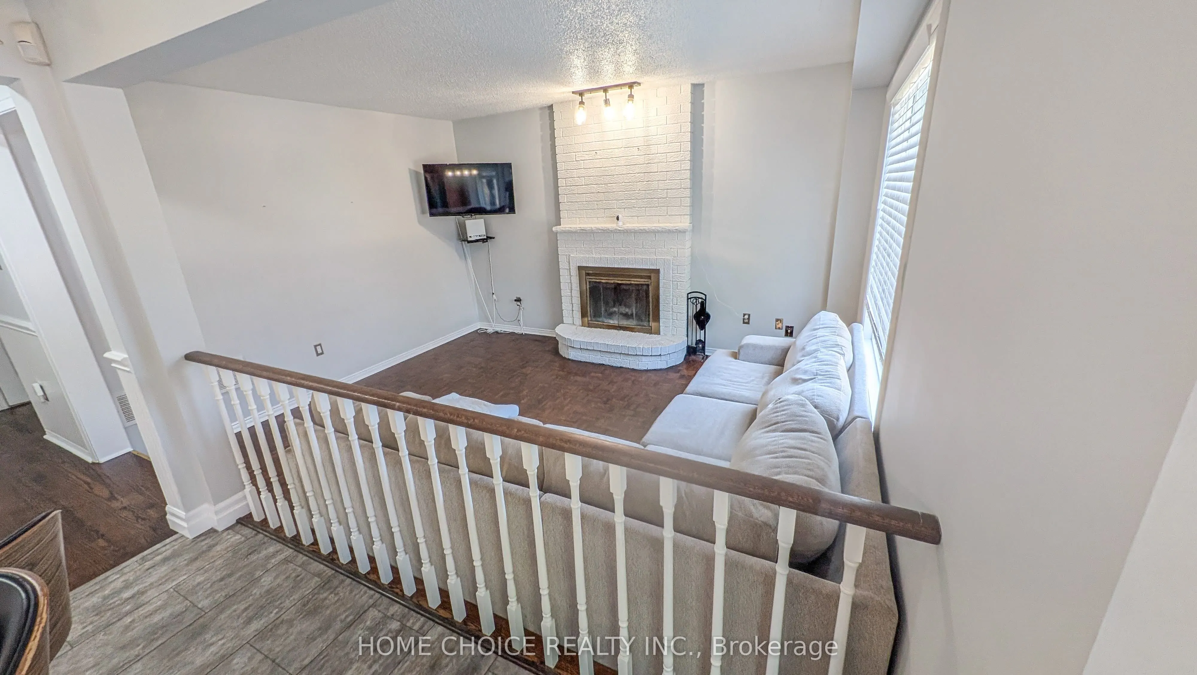 27 Doncaster Crescent