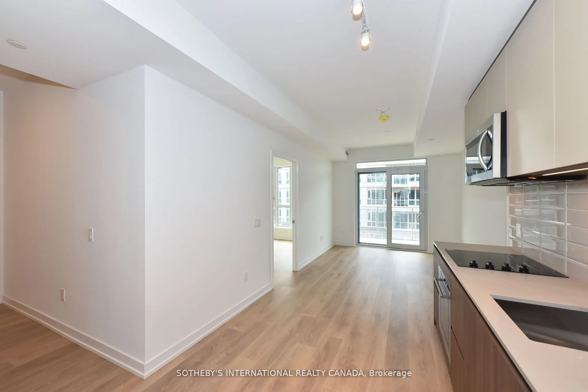 150 Logan Avenue, #526