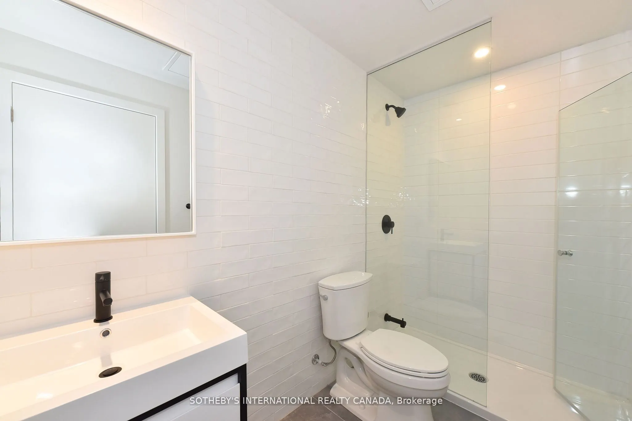 150 Logan Avenue, #526