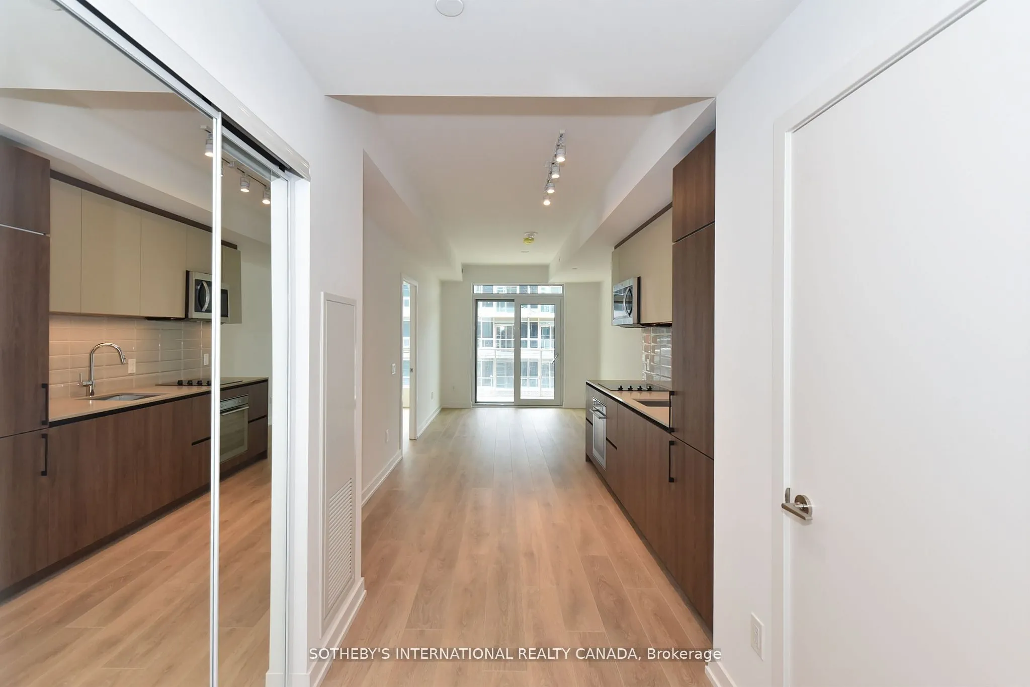 150 Logan Avenue, #526