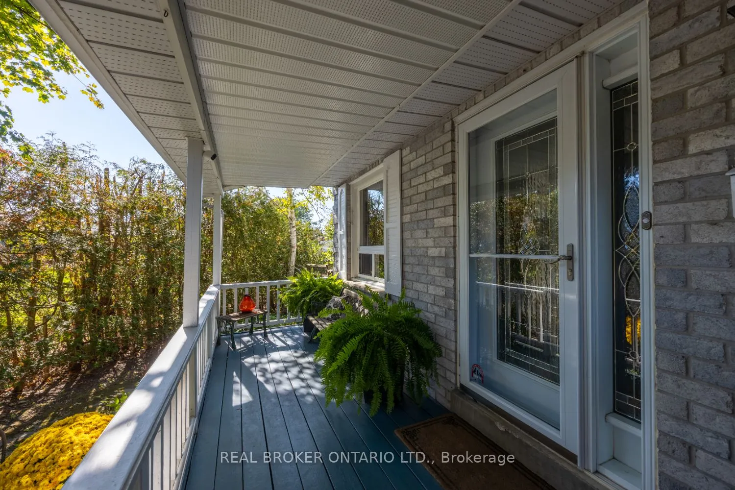 6 Andrew Court