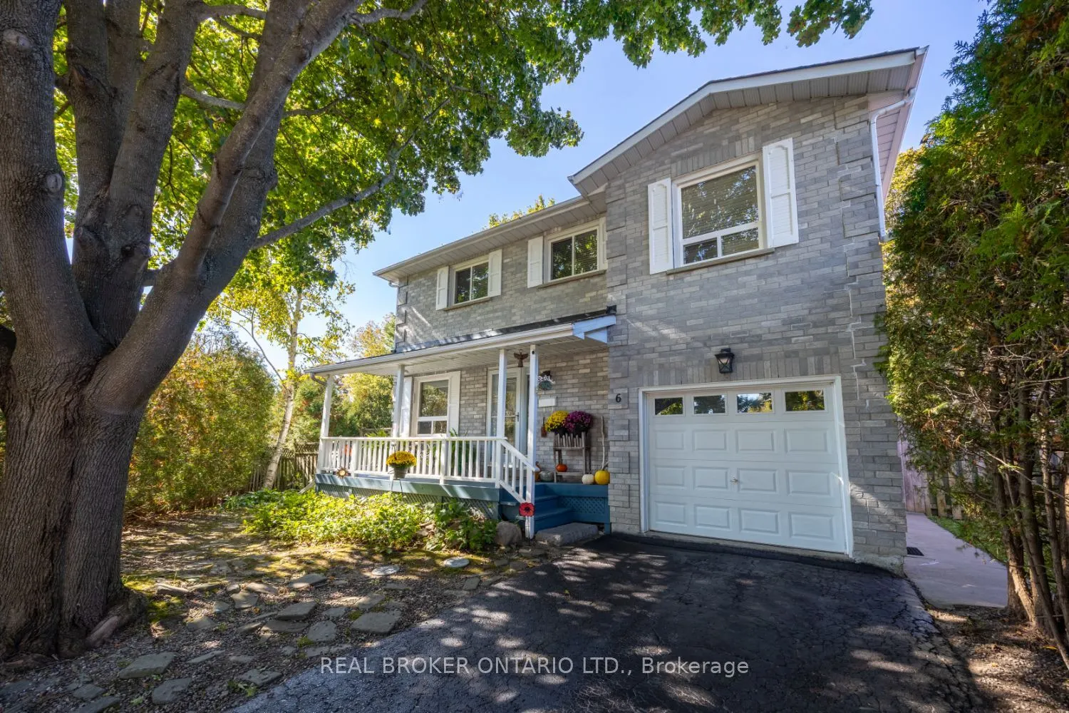 6 Andrew Court