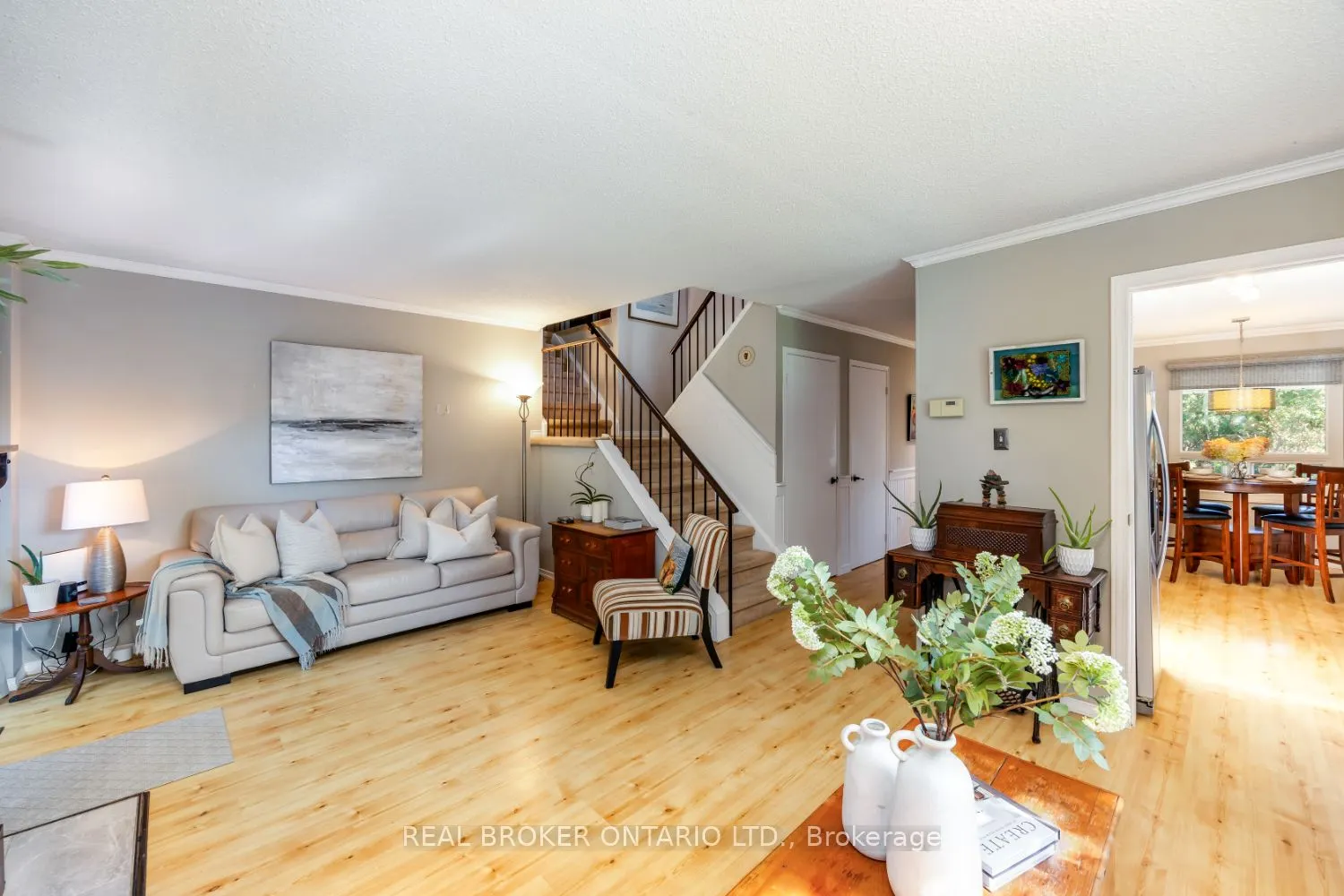 6 Andrew Court