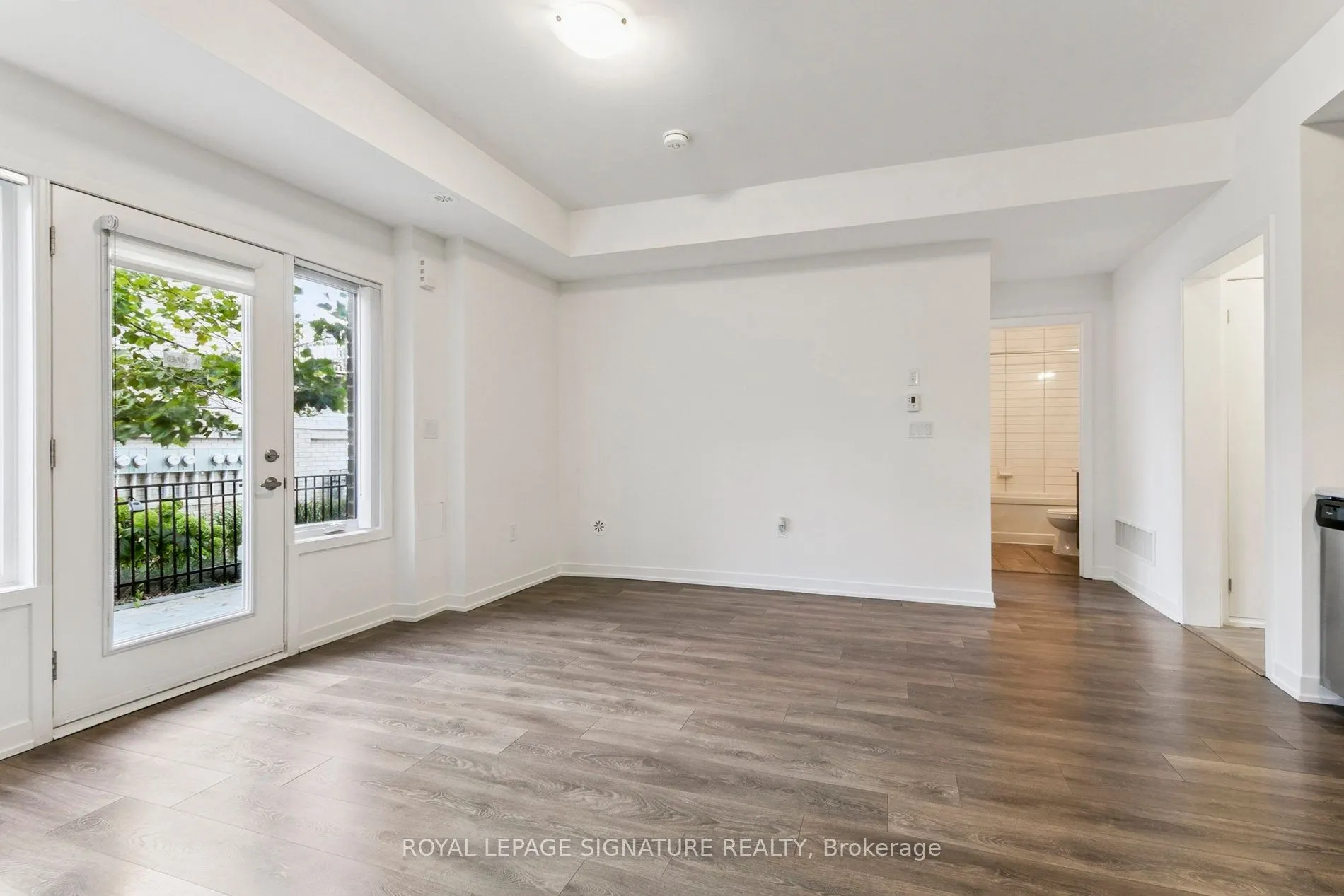1525 Kingston Road, #810