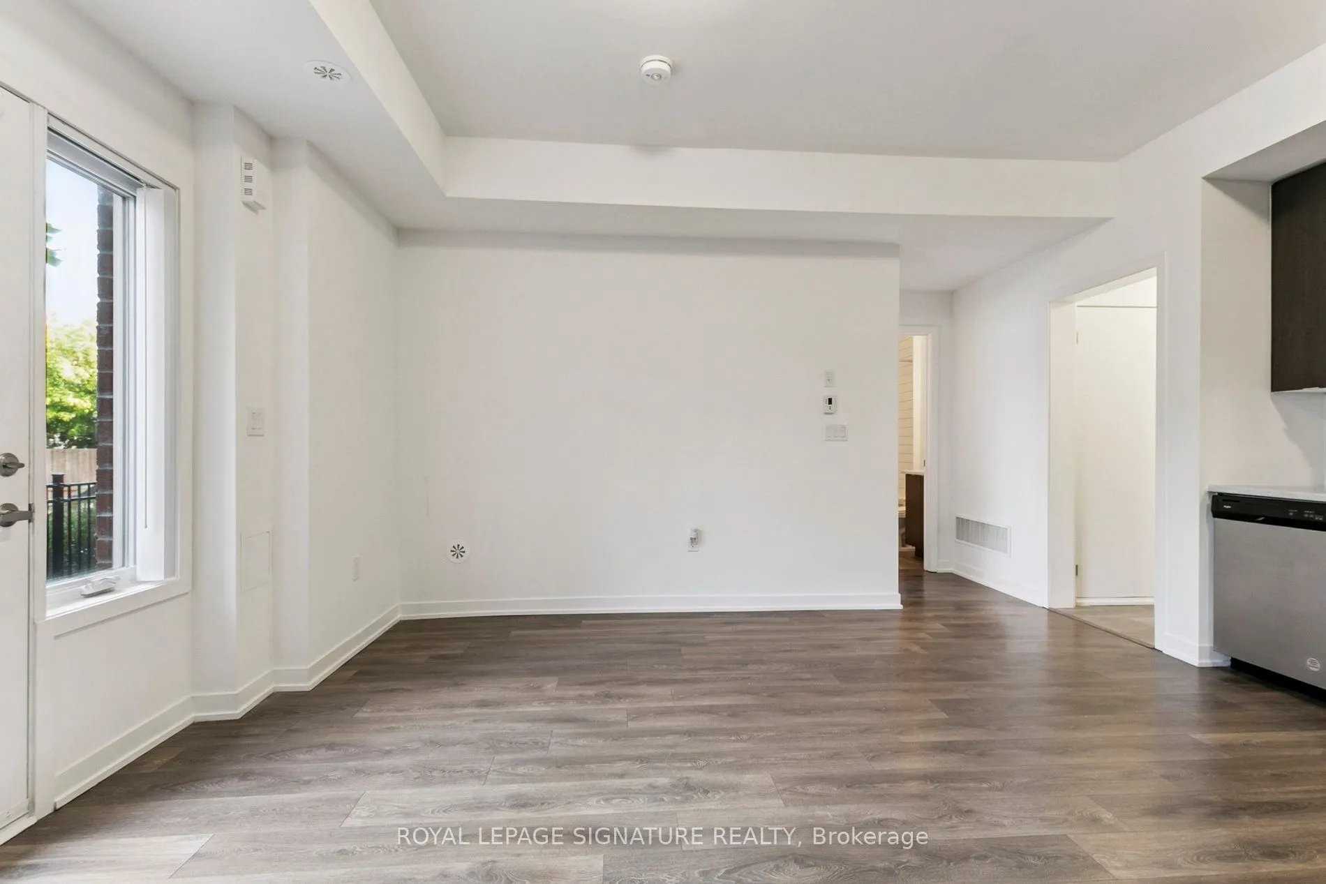 1525 Kingston Road, #810