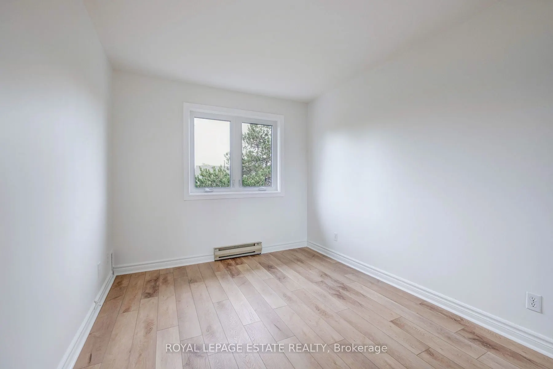 195 Lake Driveway W, #414