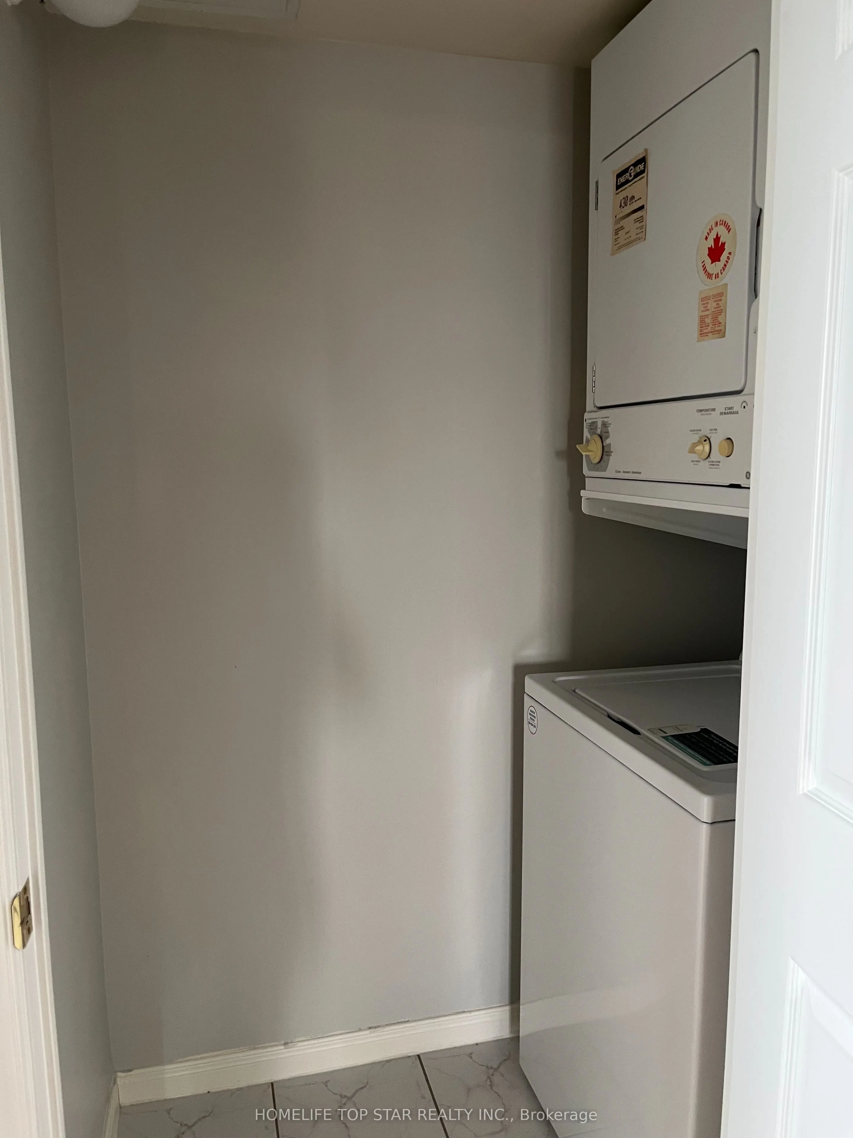 5001 Finch Avenue E, #1211