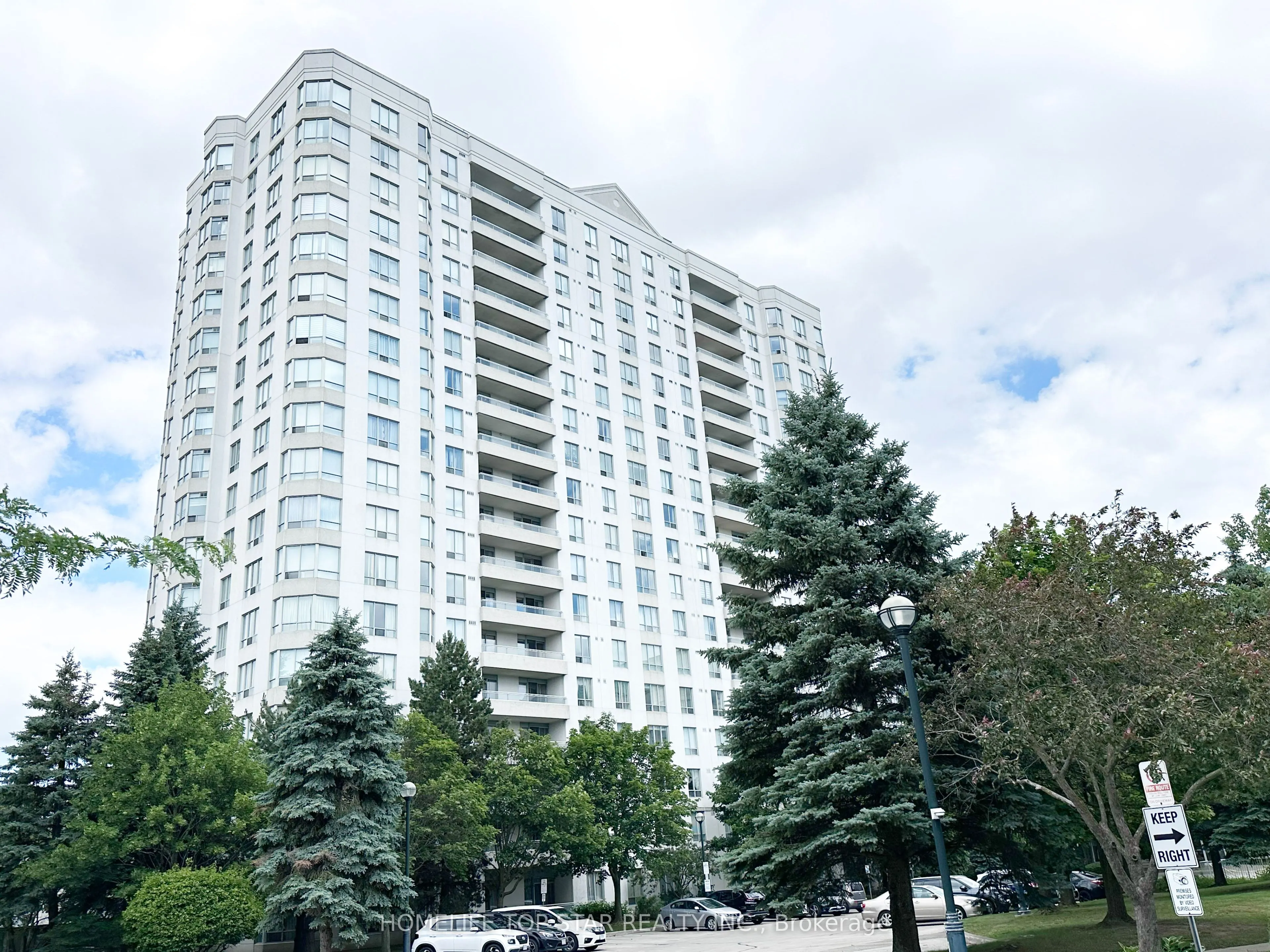5001 Finch Avenue E, #1211