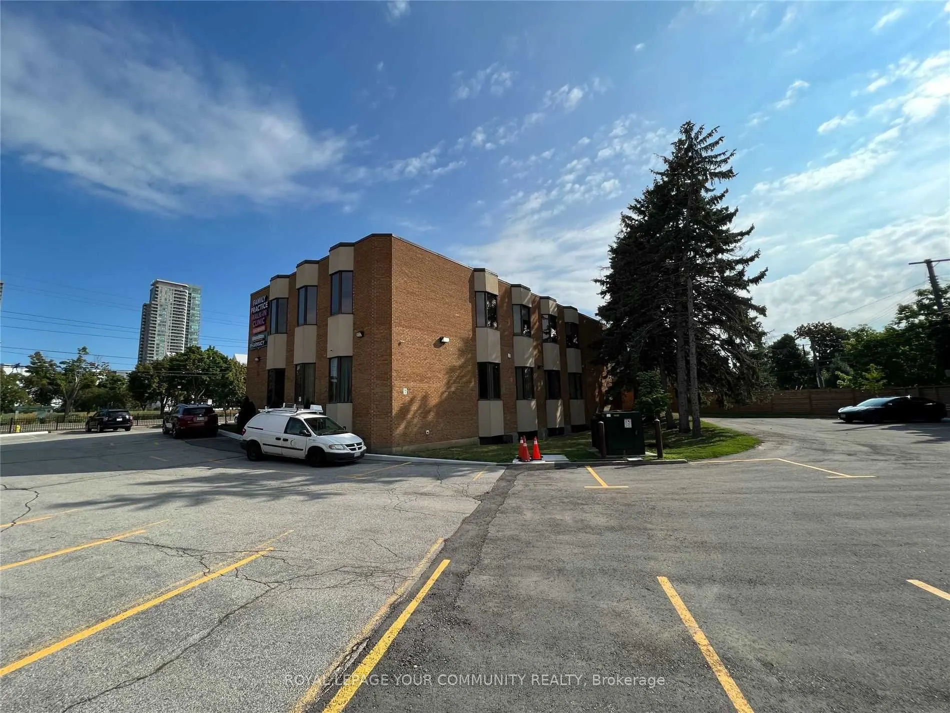 1501 Ellesmere Road, #B100