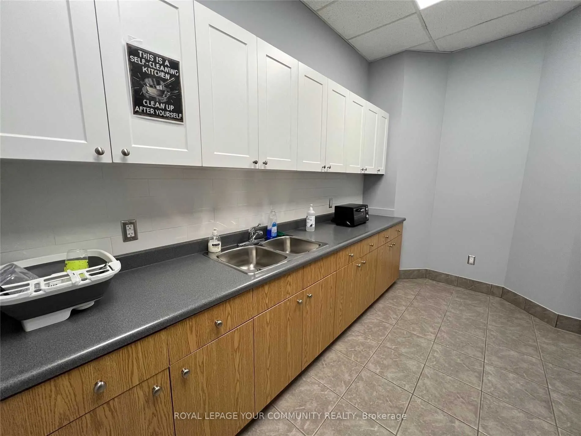 1501 Ellesmere Road, #B100