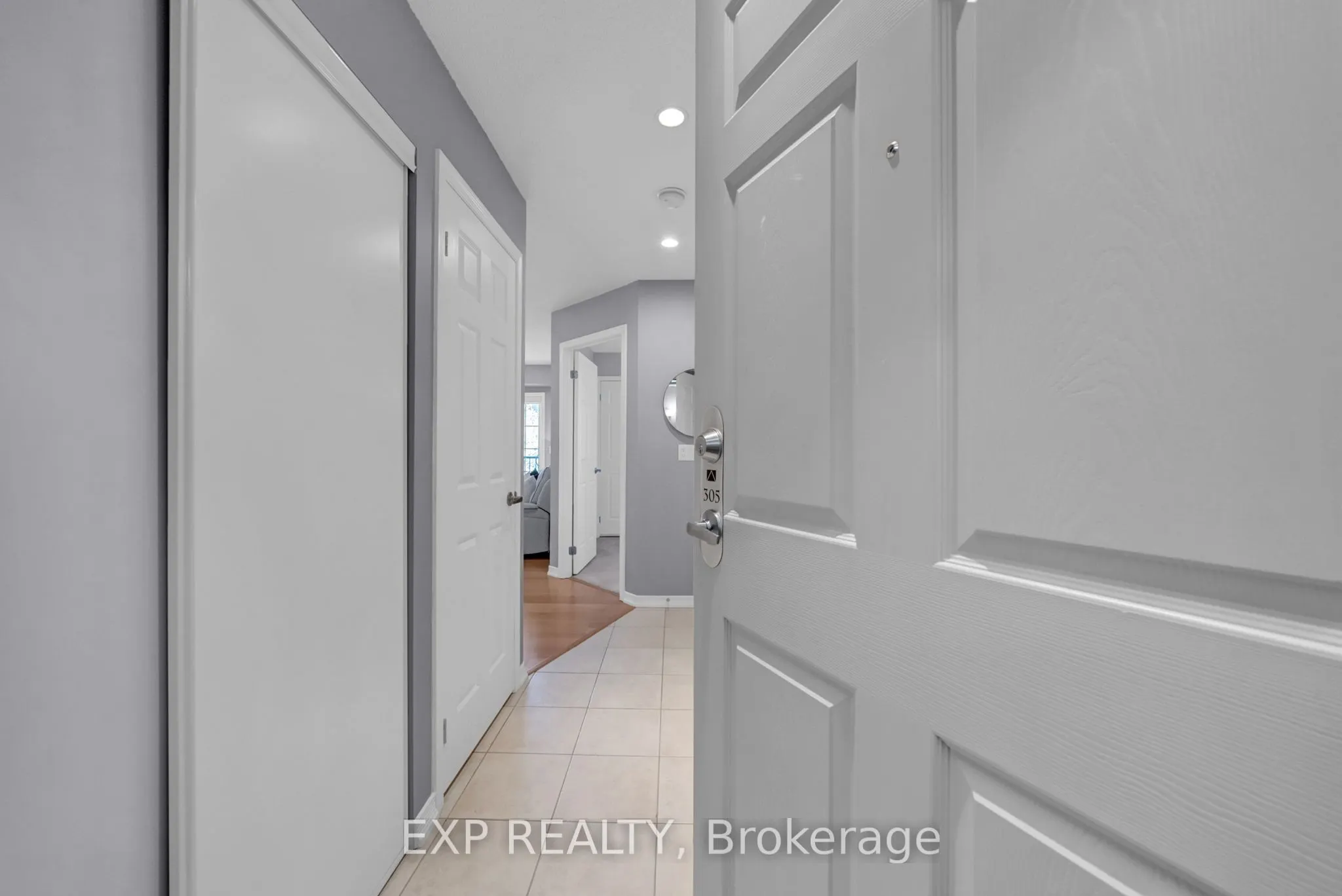 61 Clarington Boulevard, #305