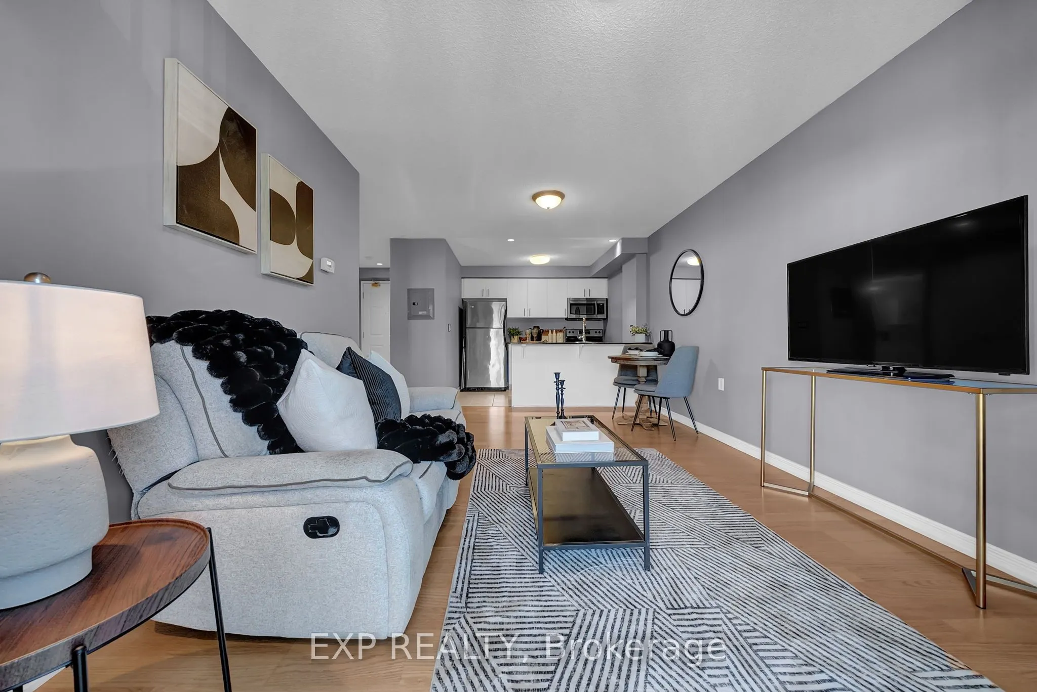 61 Clarington Boulevard, #305
