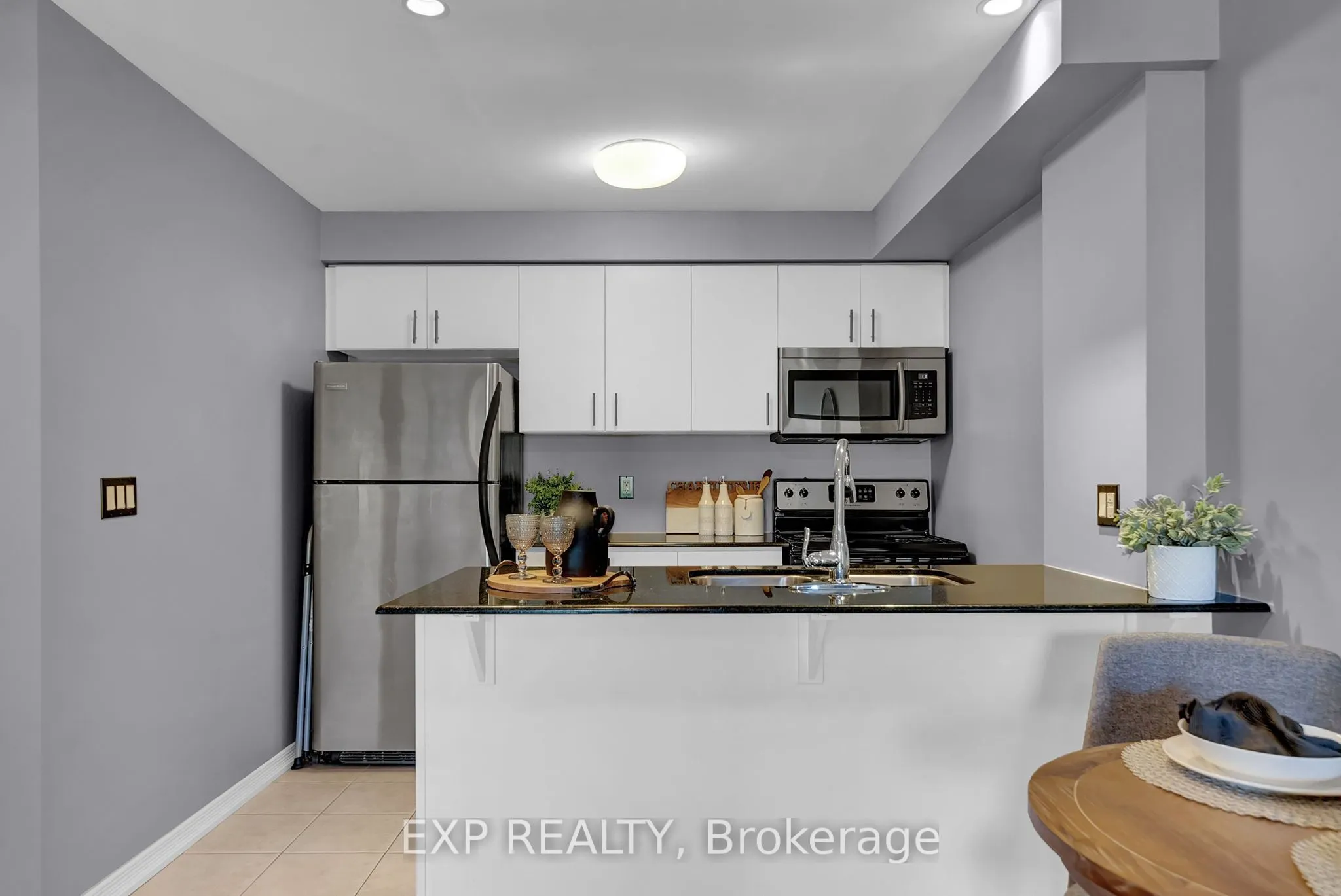 61 Clarington Boulevard, #305