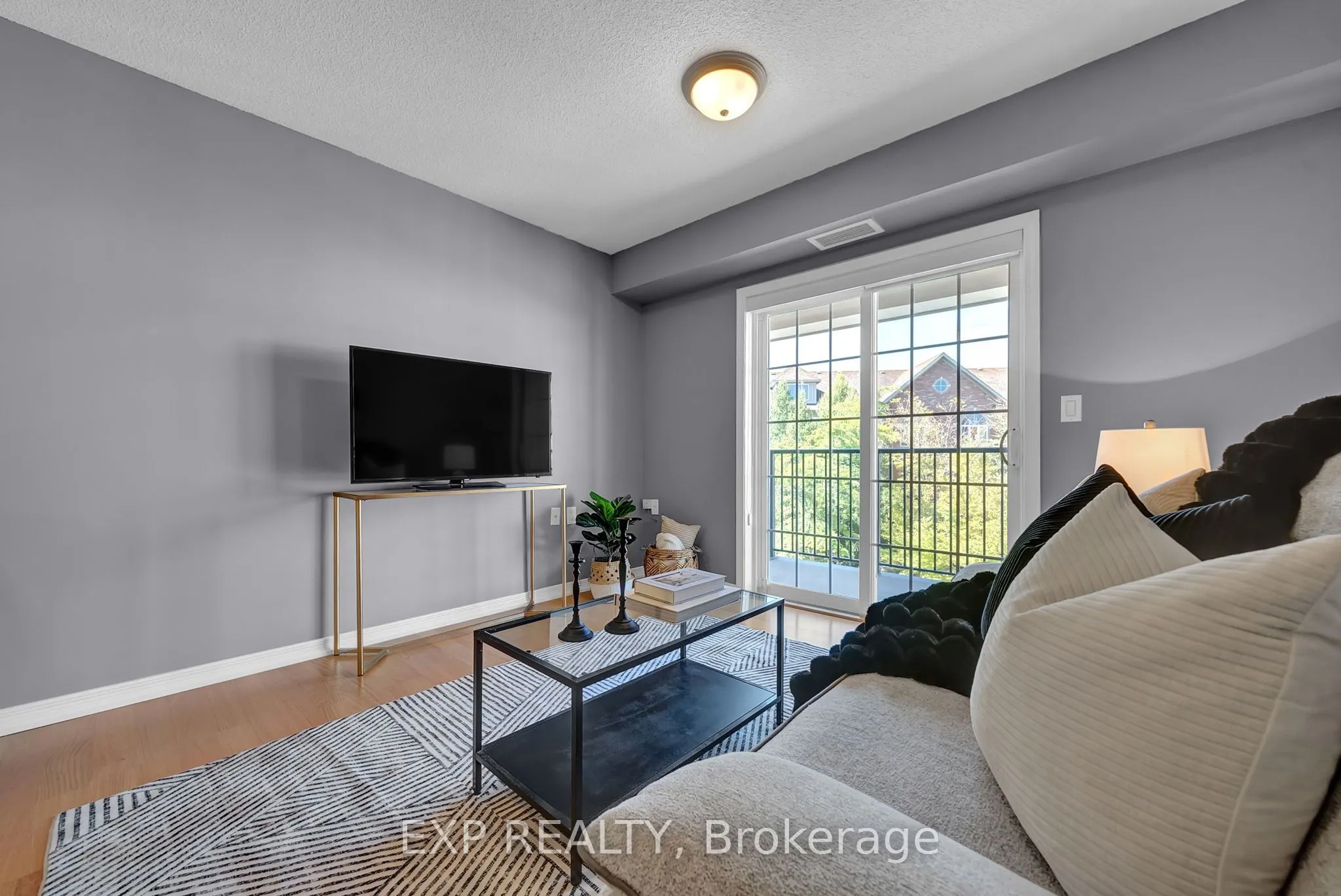 61 Clarington Boulevard, #305