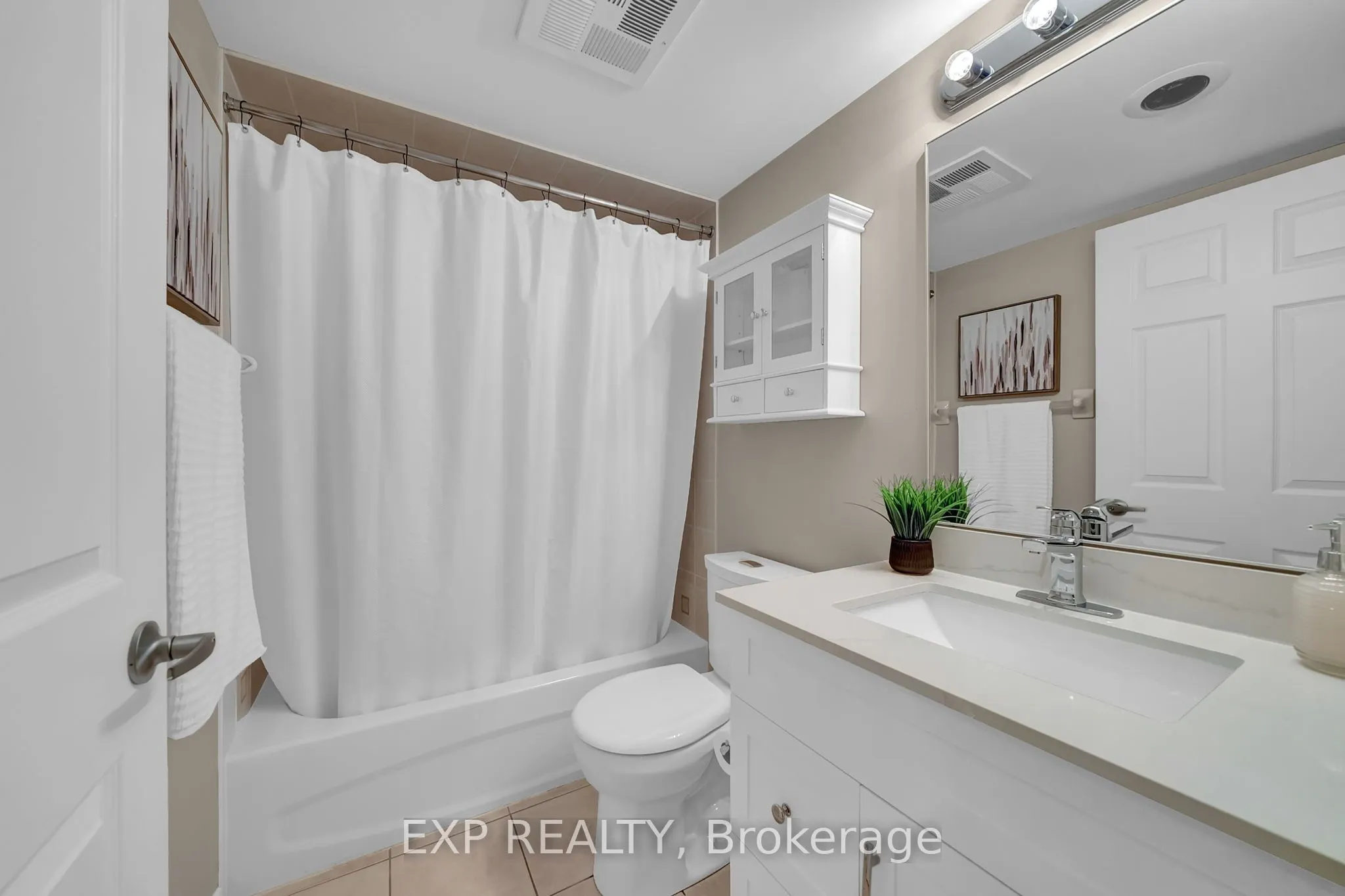 61 Clarington Boulevard, #305
