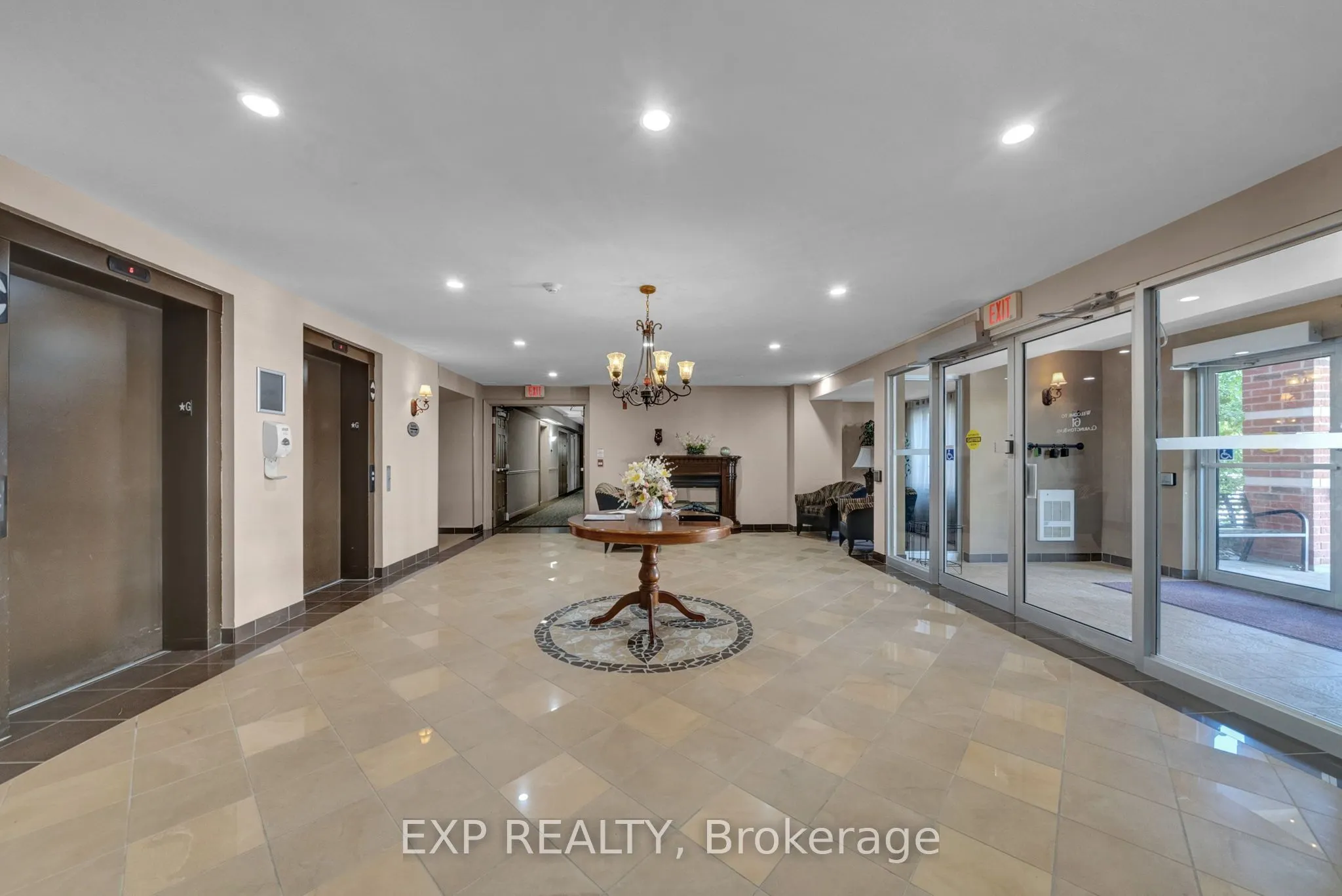 61 Clarington Boulevard, #305