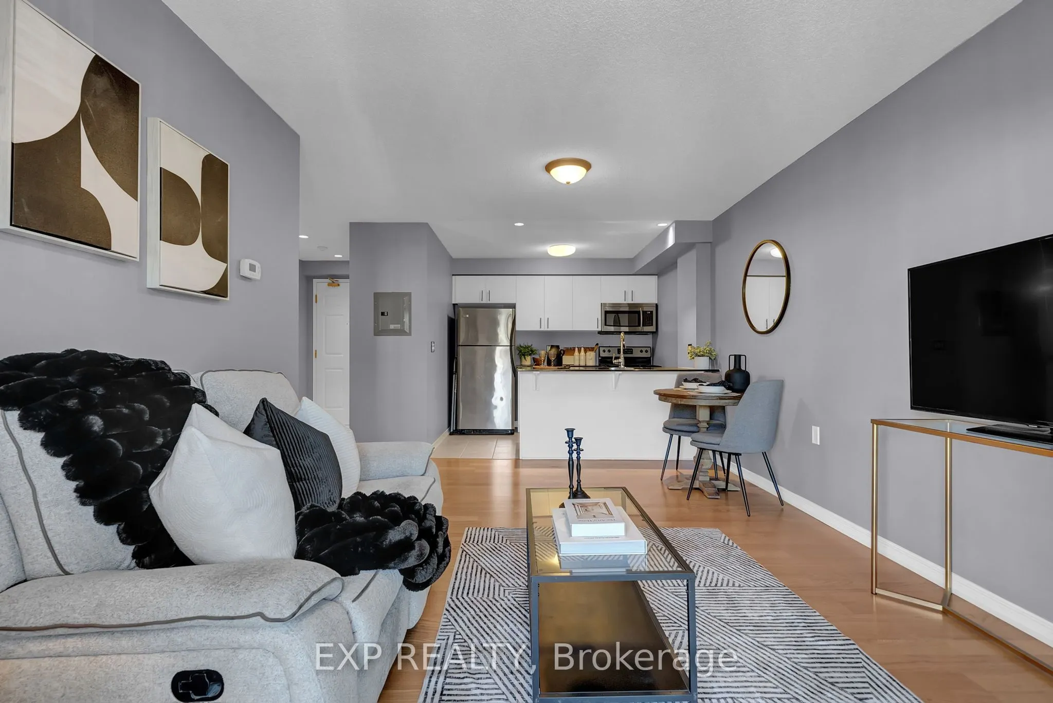 61 Clarington Boulevard, #305