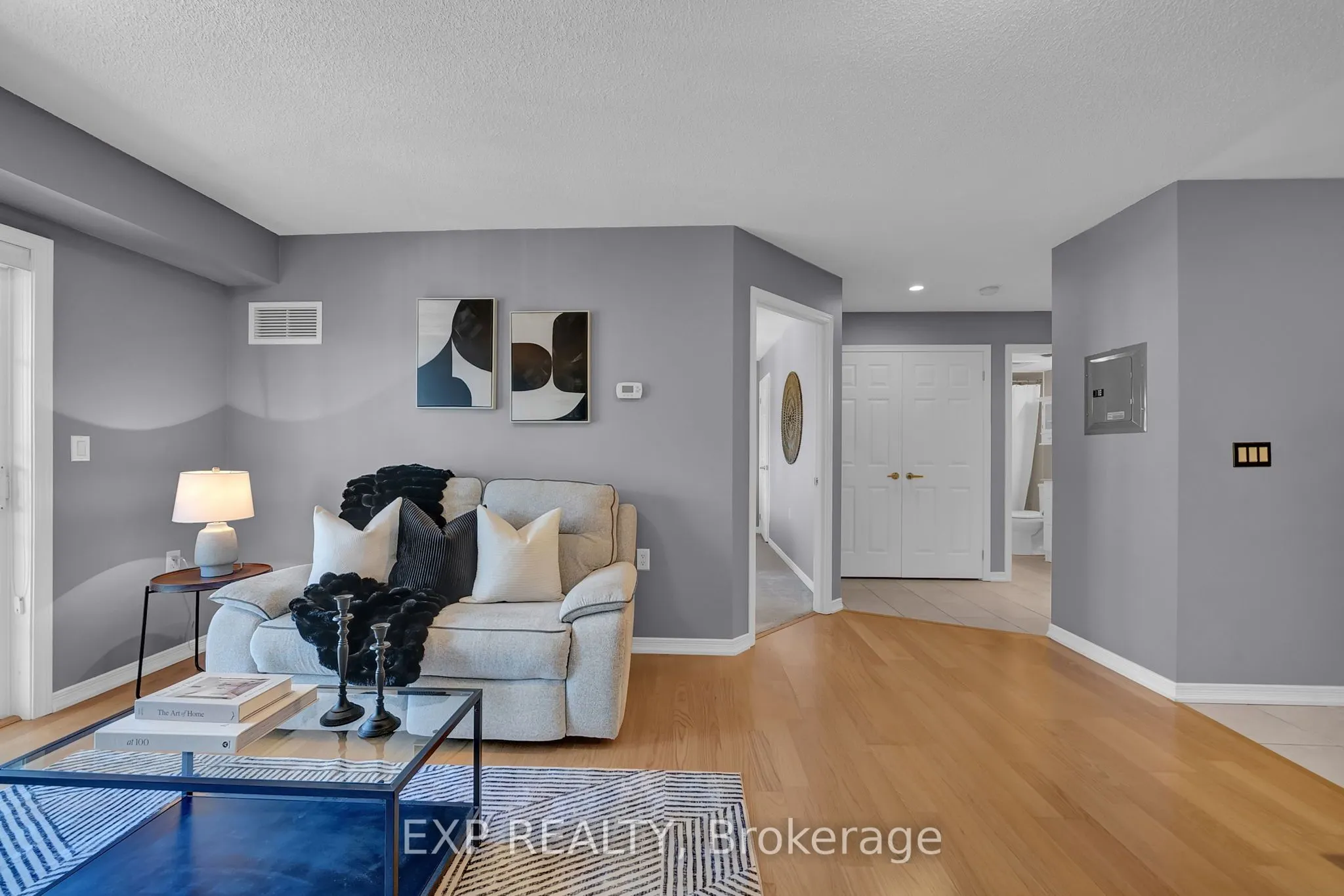 61 Clarington Boulevard, #305