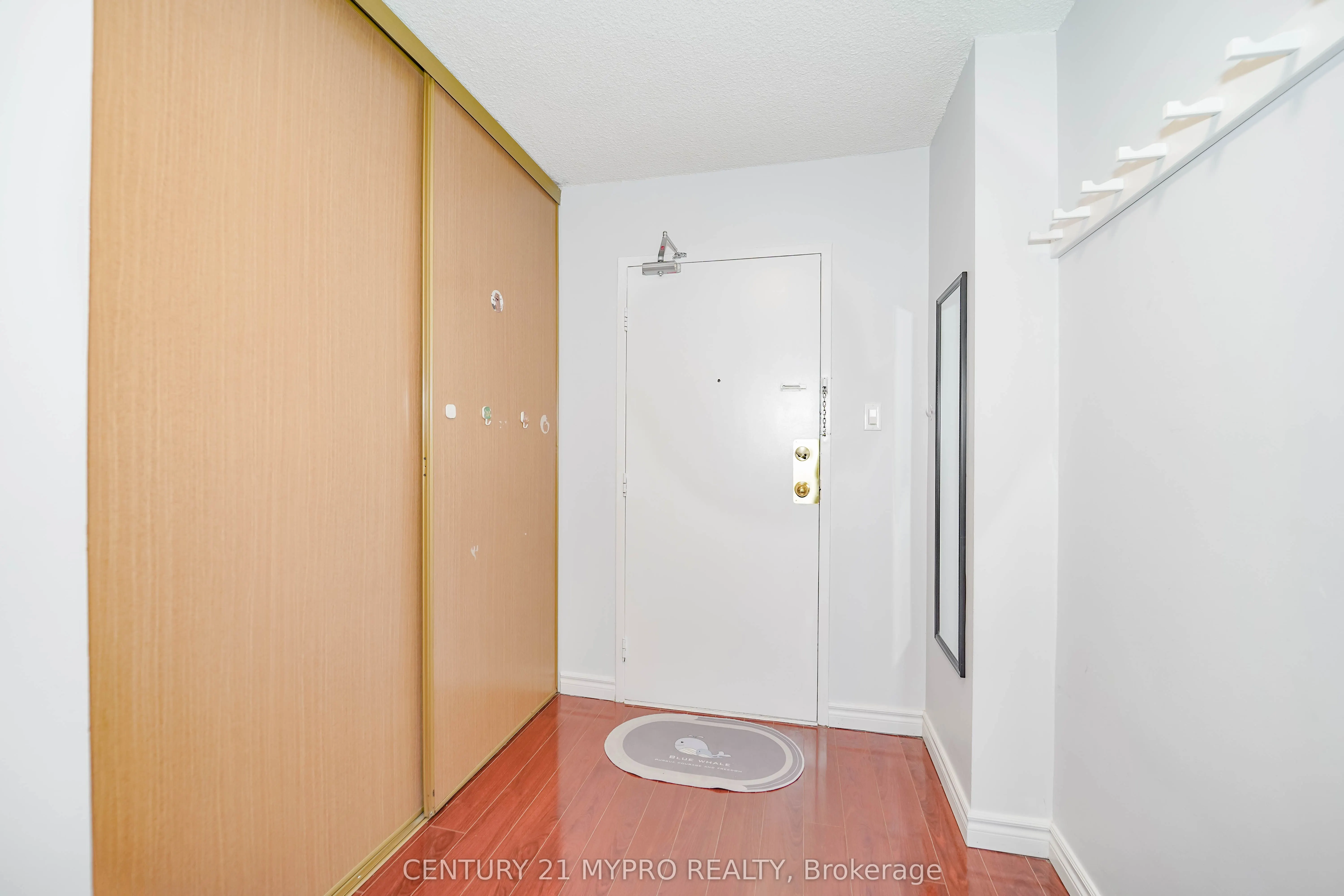 100 Echo Point, #1708
