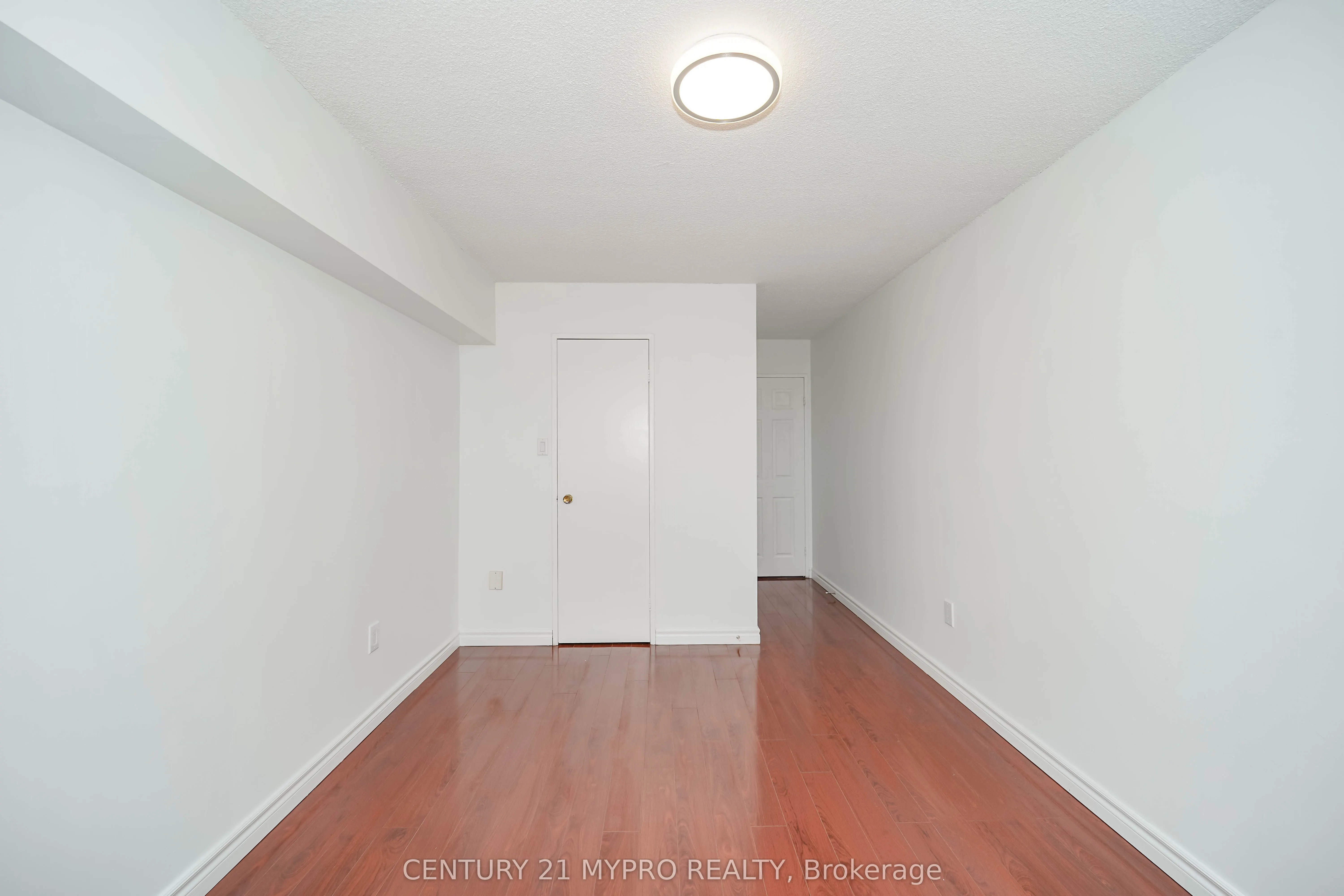 100 Echo Point, #1708