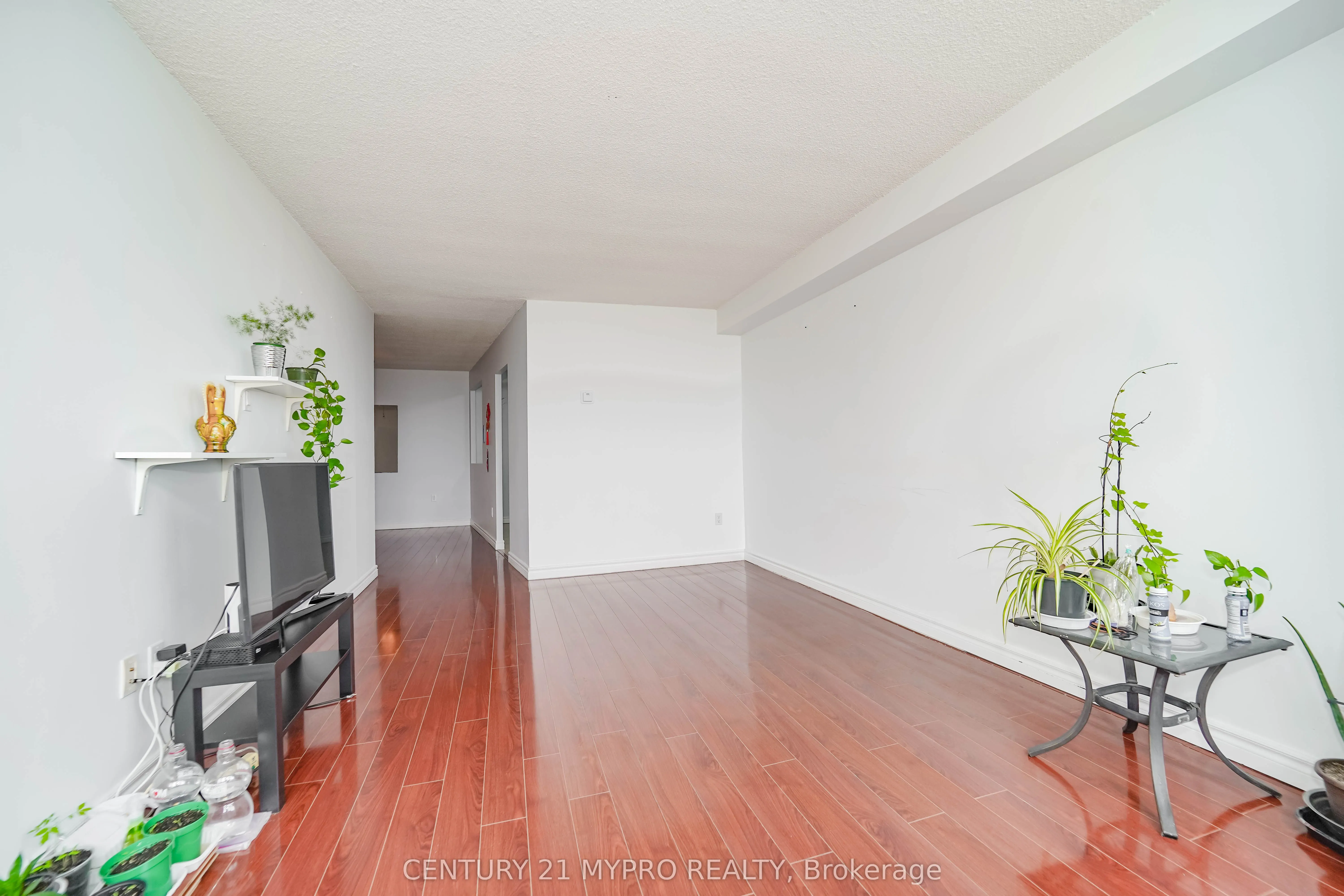100 Echo Point, #1708