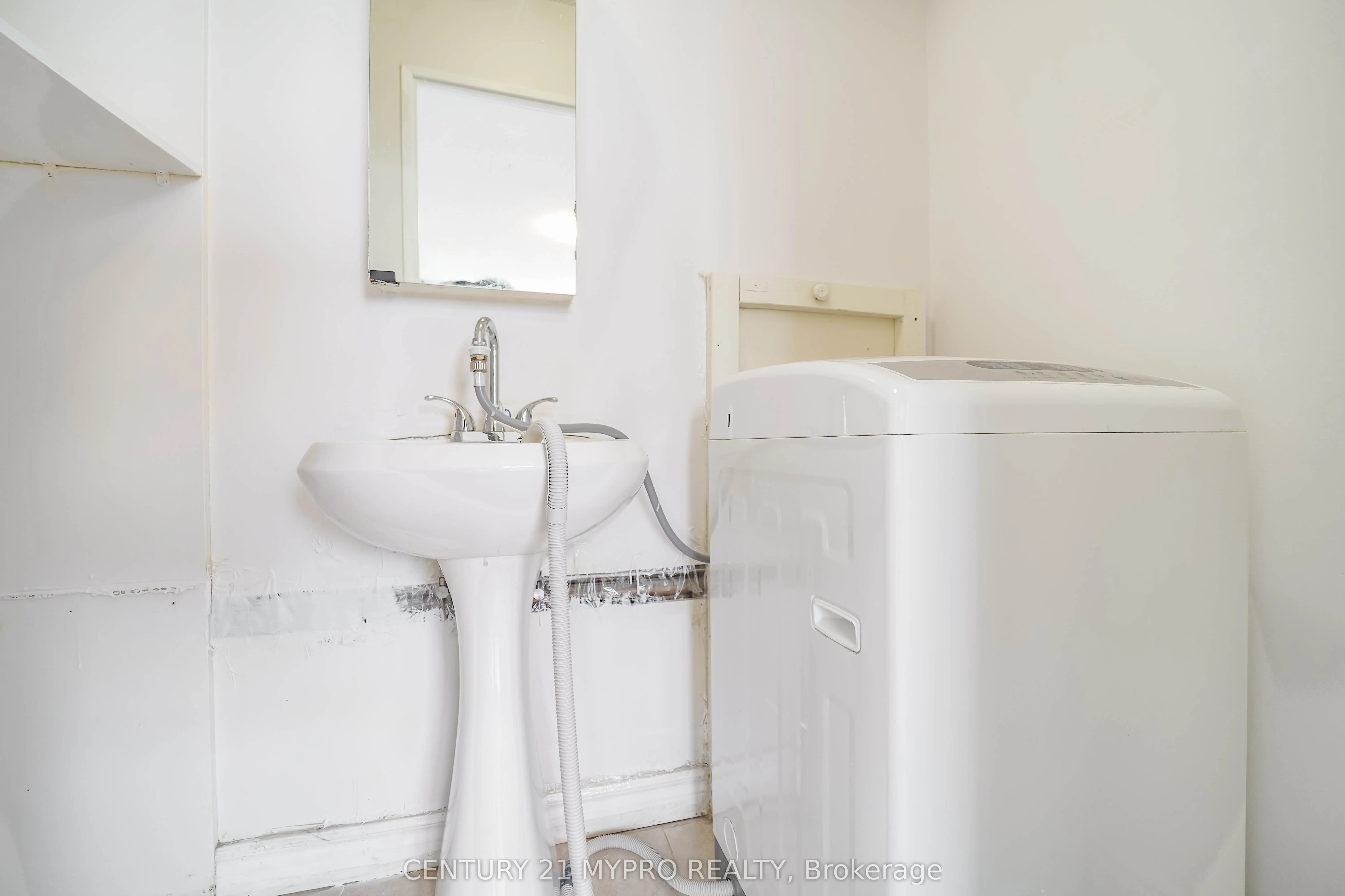 100 Echo Point, #1708