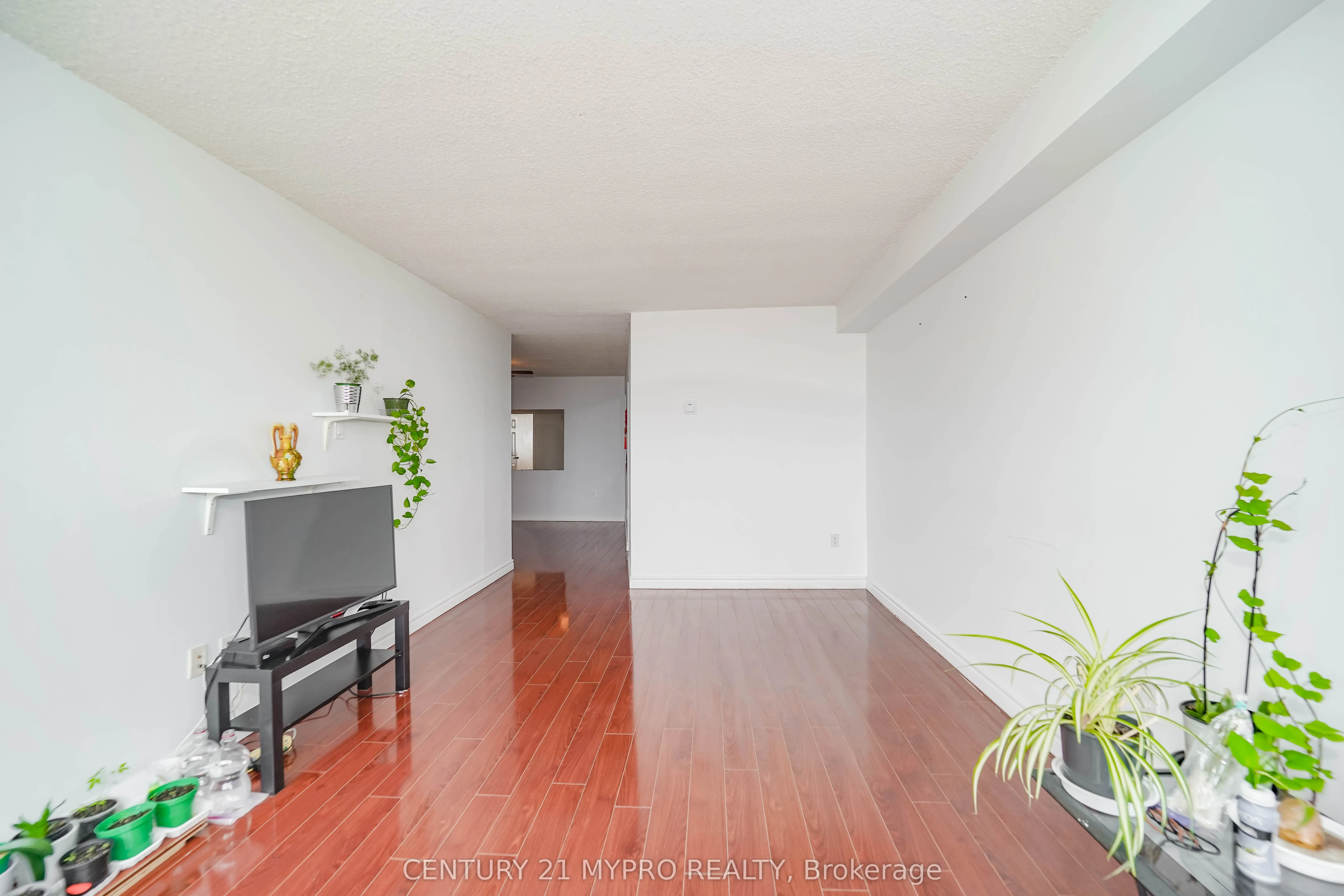 100 Echo Point, #1708