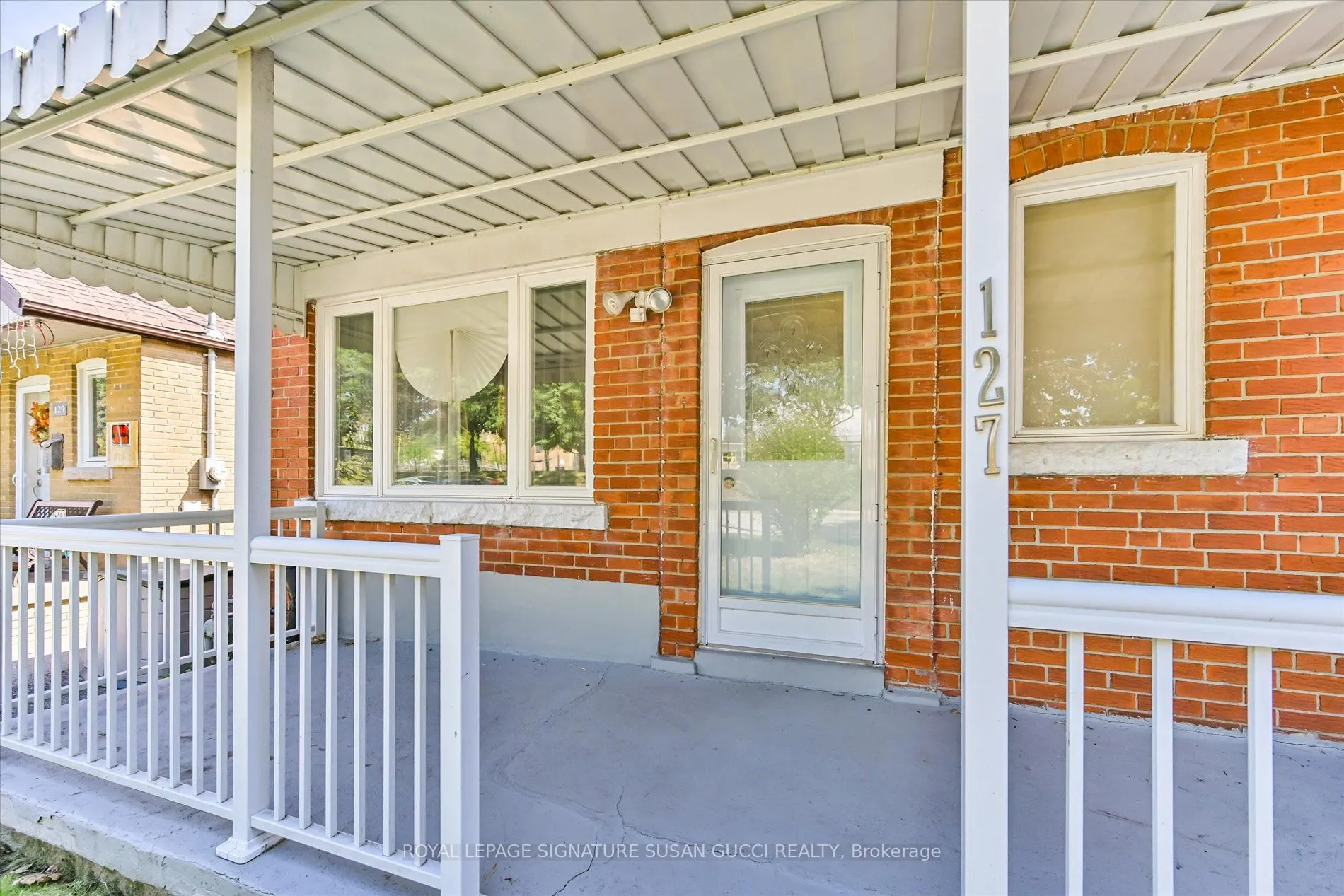 127 Furnival Road